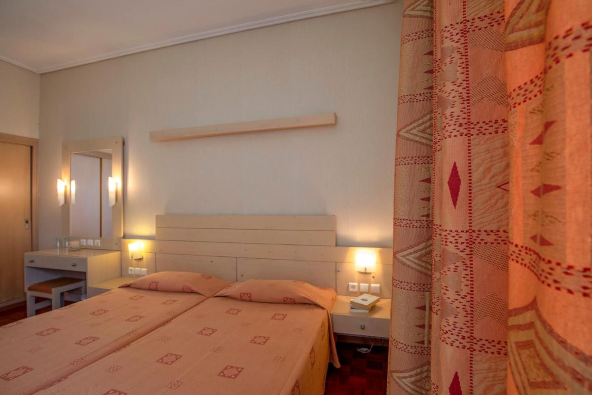 Double or Twin Room photo 2