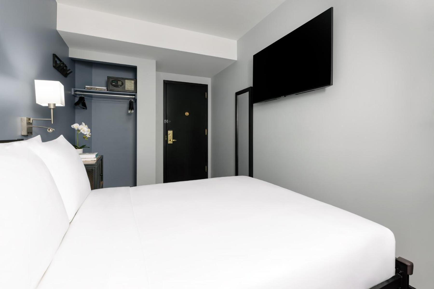 Full Bed photo 3