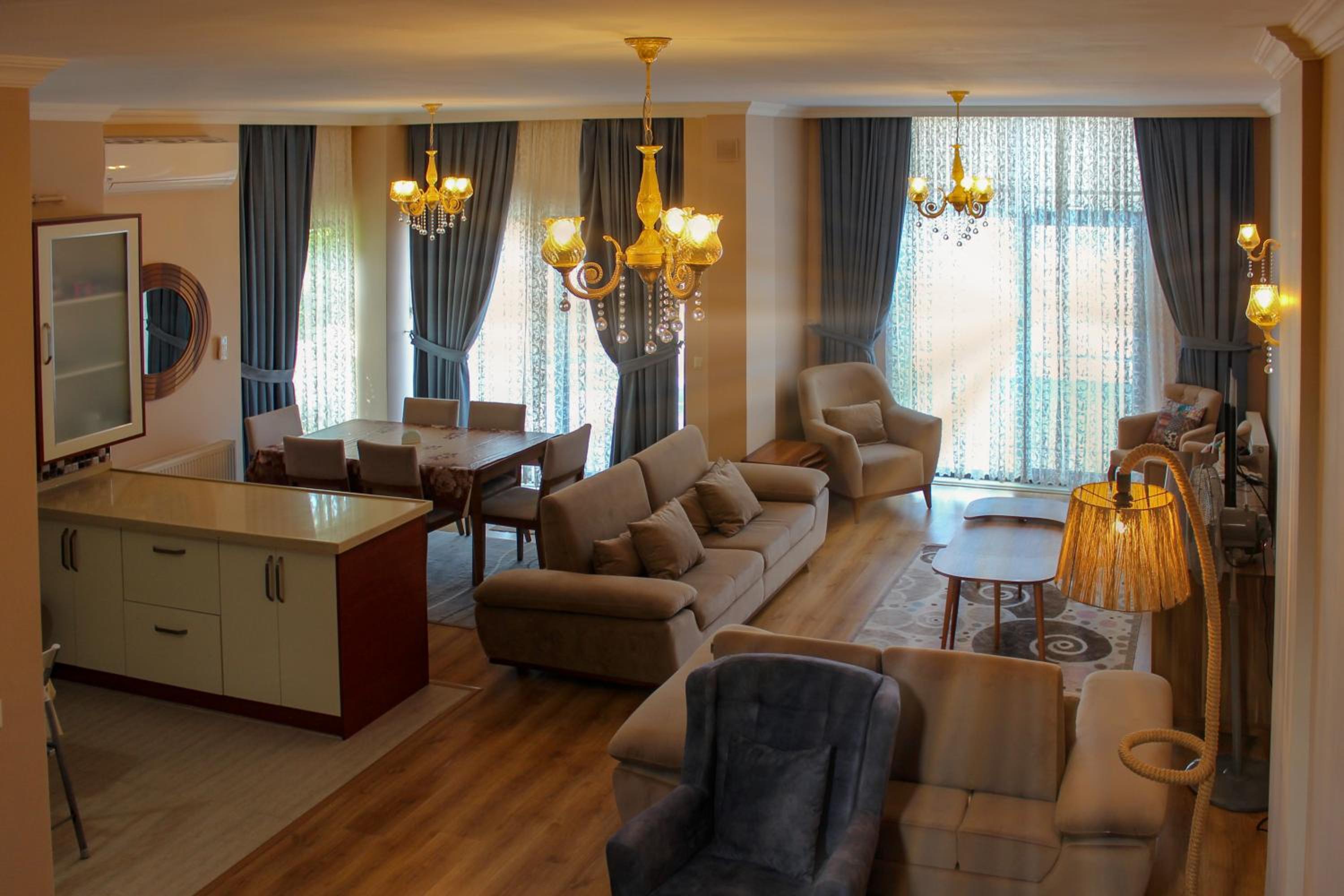 Villa com Piscina Privada