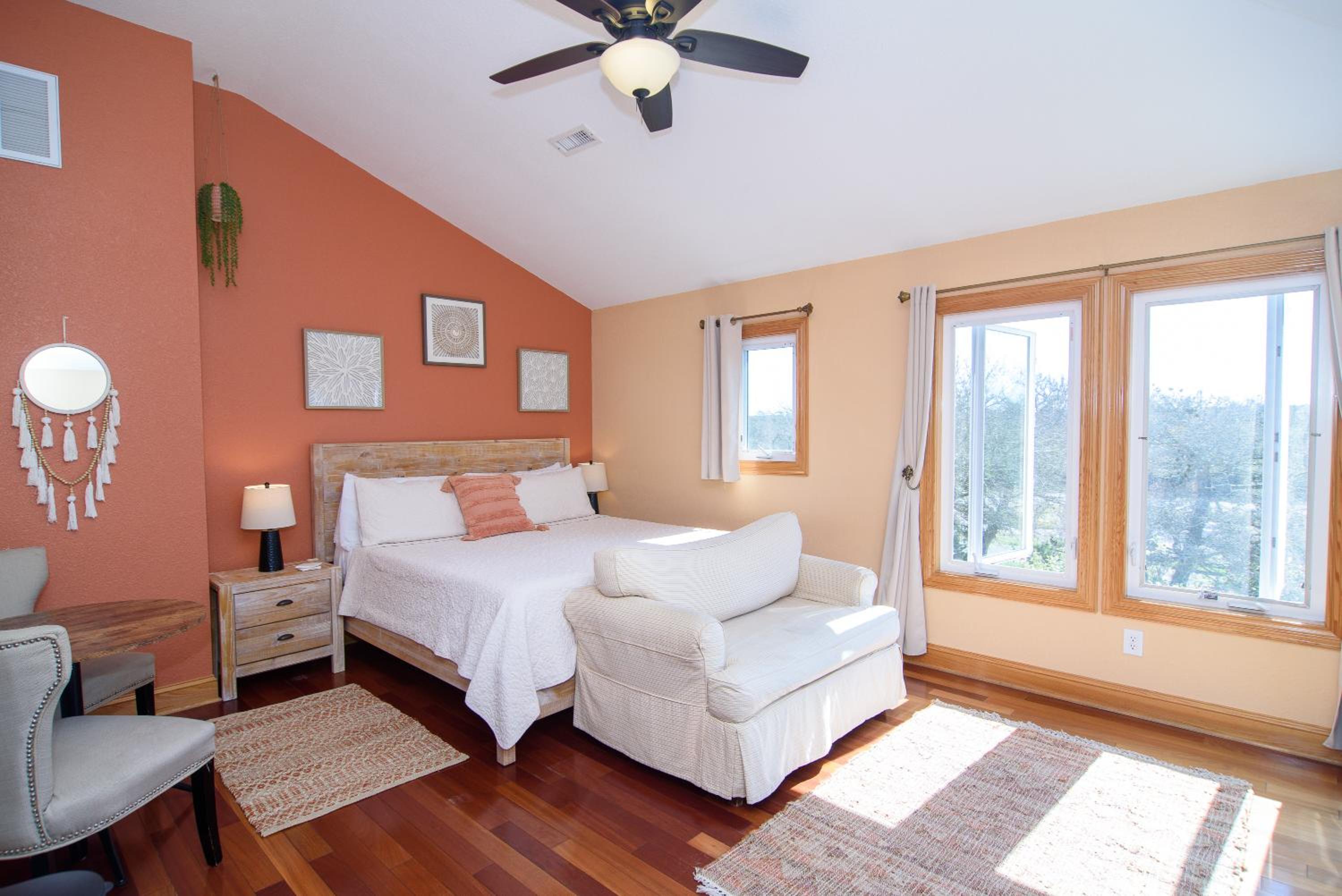 Superior King Room