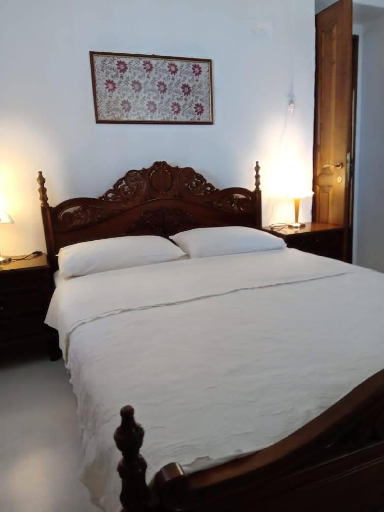 Three-Bedroom House - Photo 1
