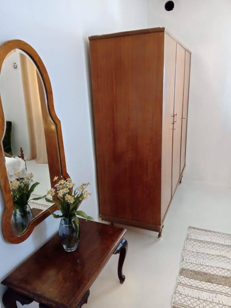 Three-Bedroom House - Photo 25