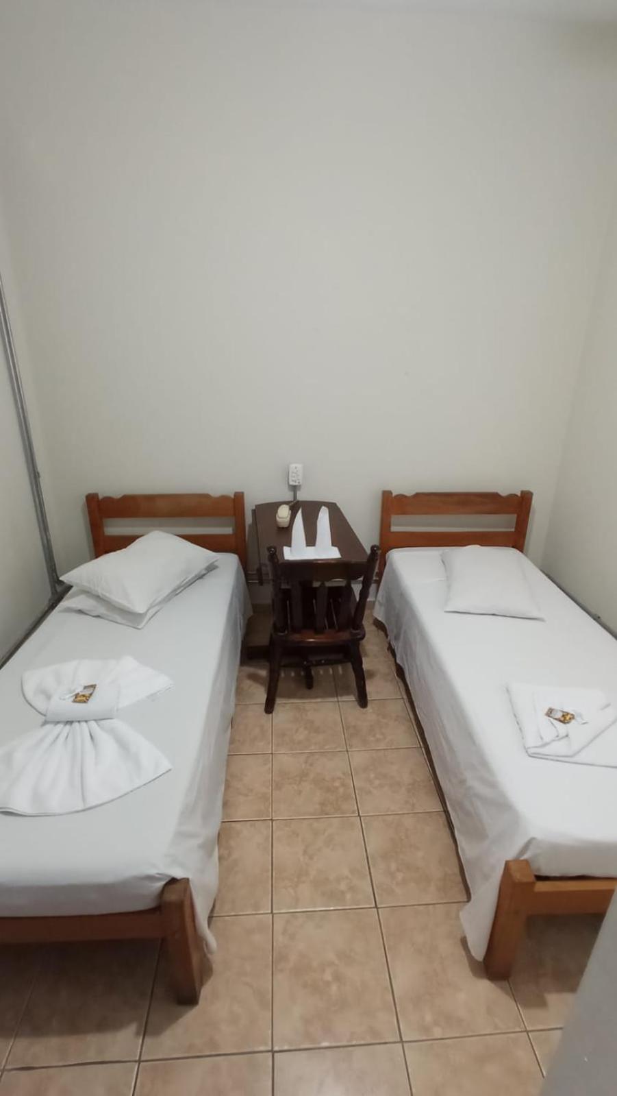 Standard Twin Room - Photo 1