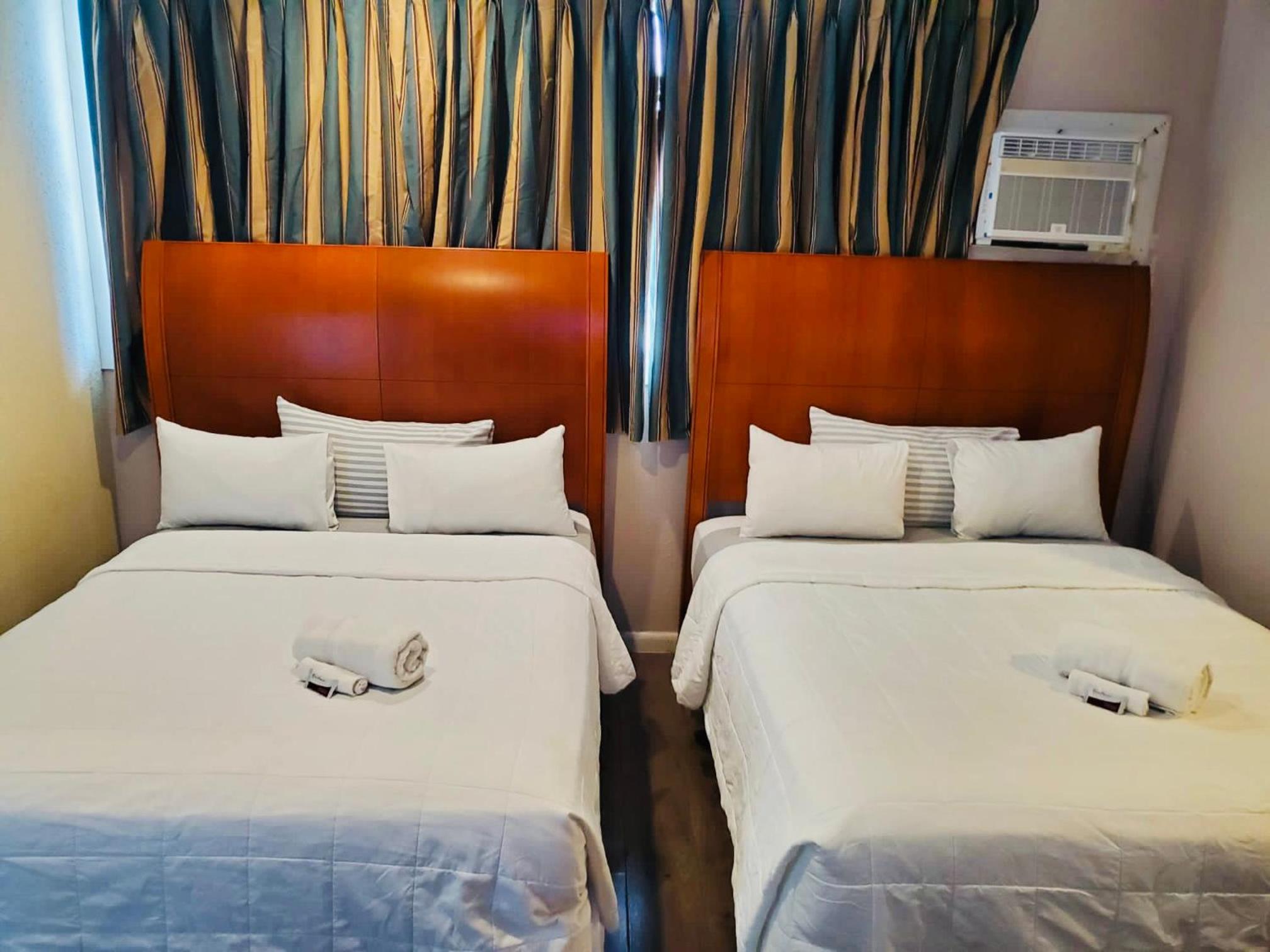 Double Room with Two Double Beds photo 2