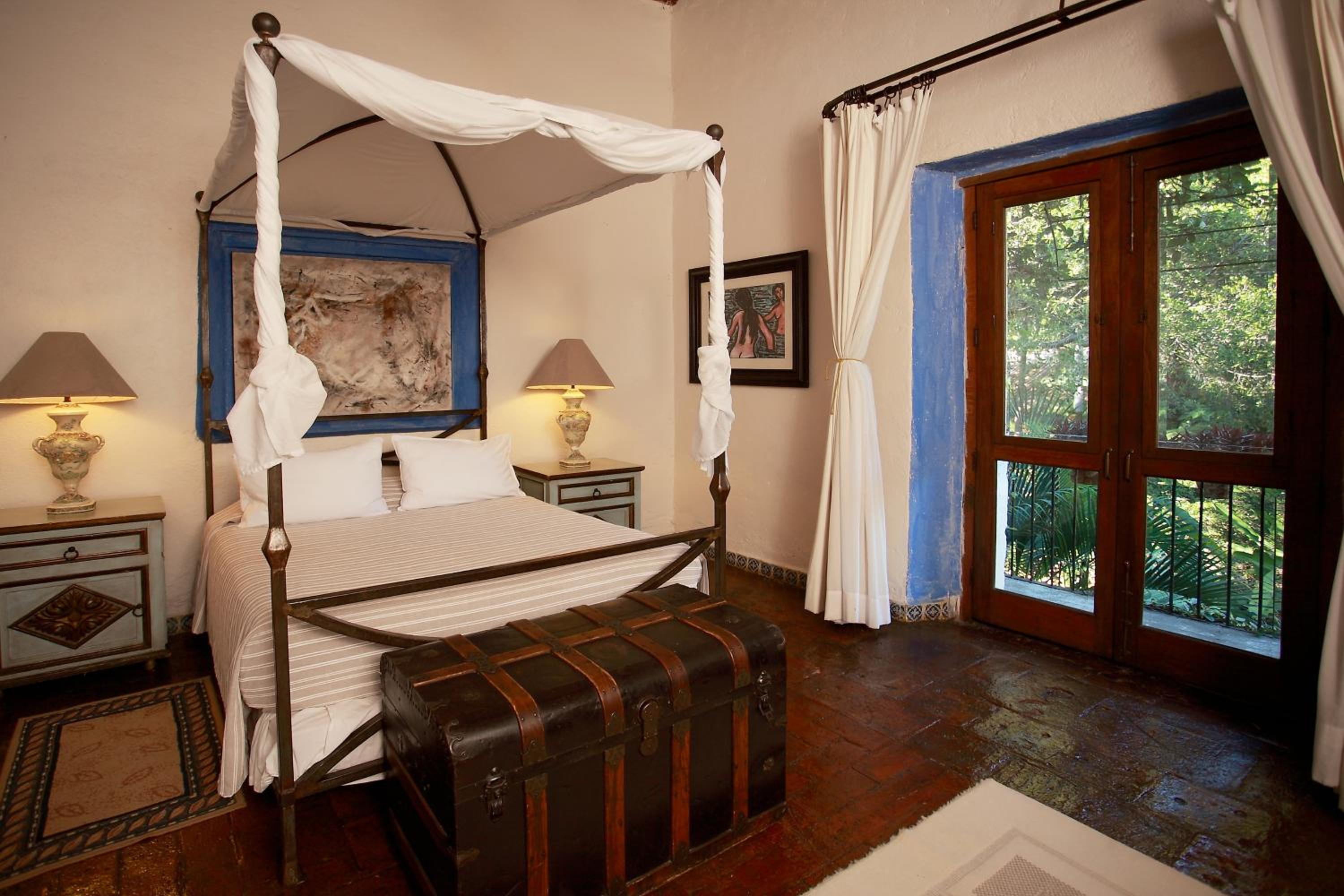 Queen Room