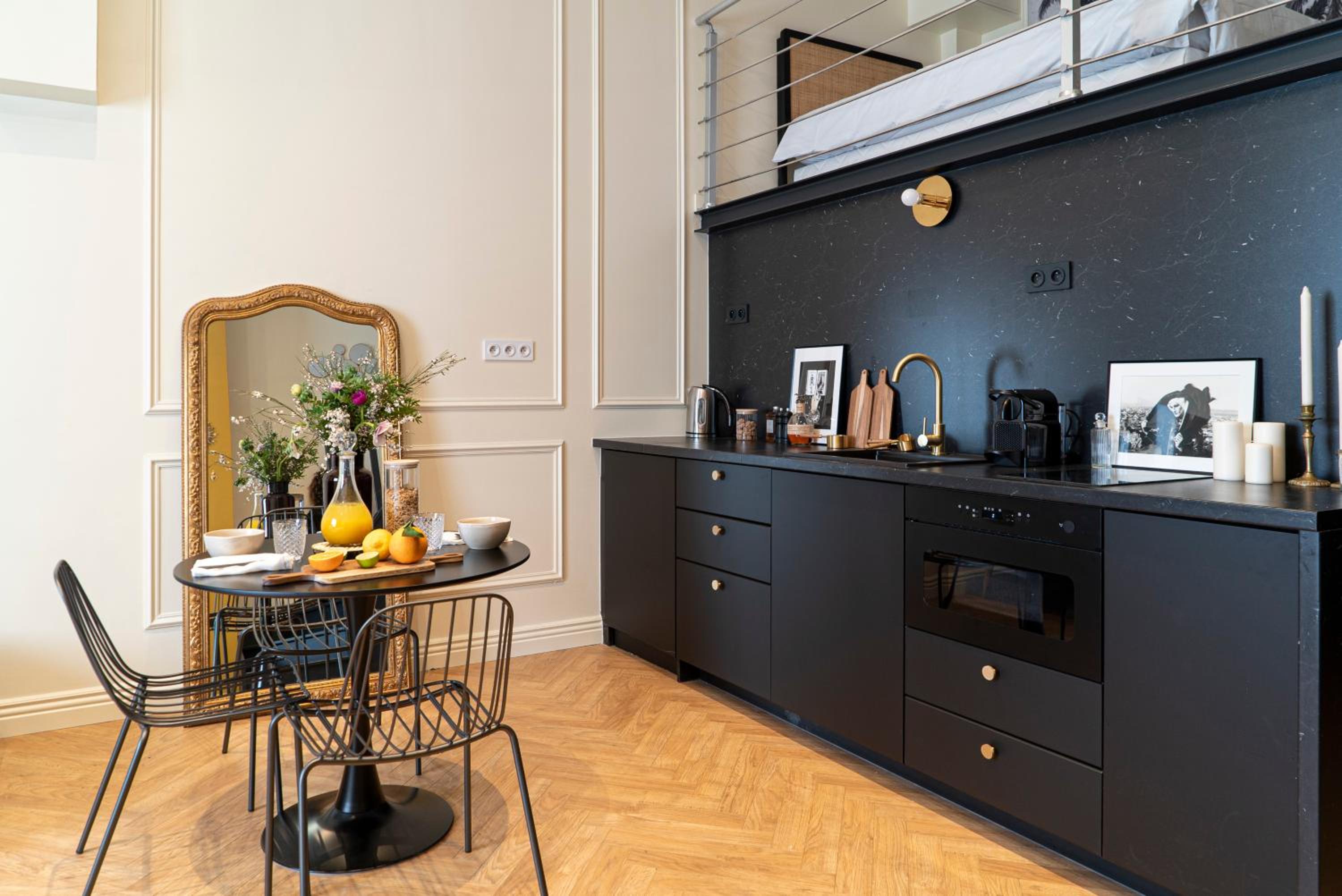 Two-Bedroom Apartment - Photo 8