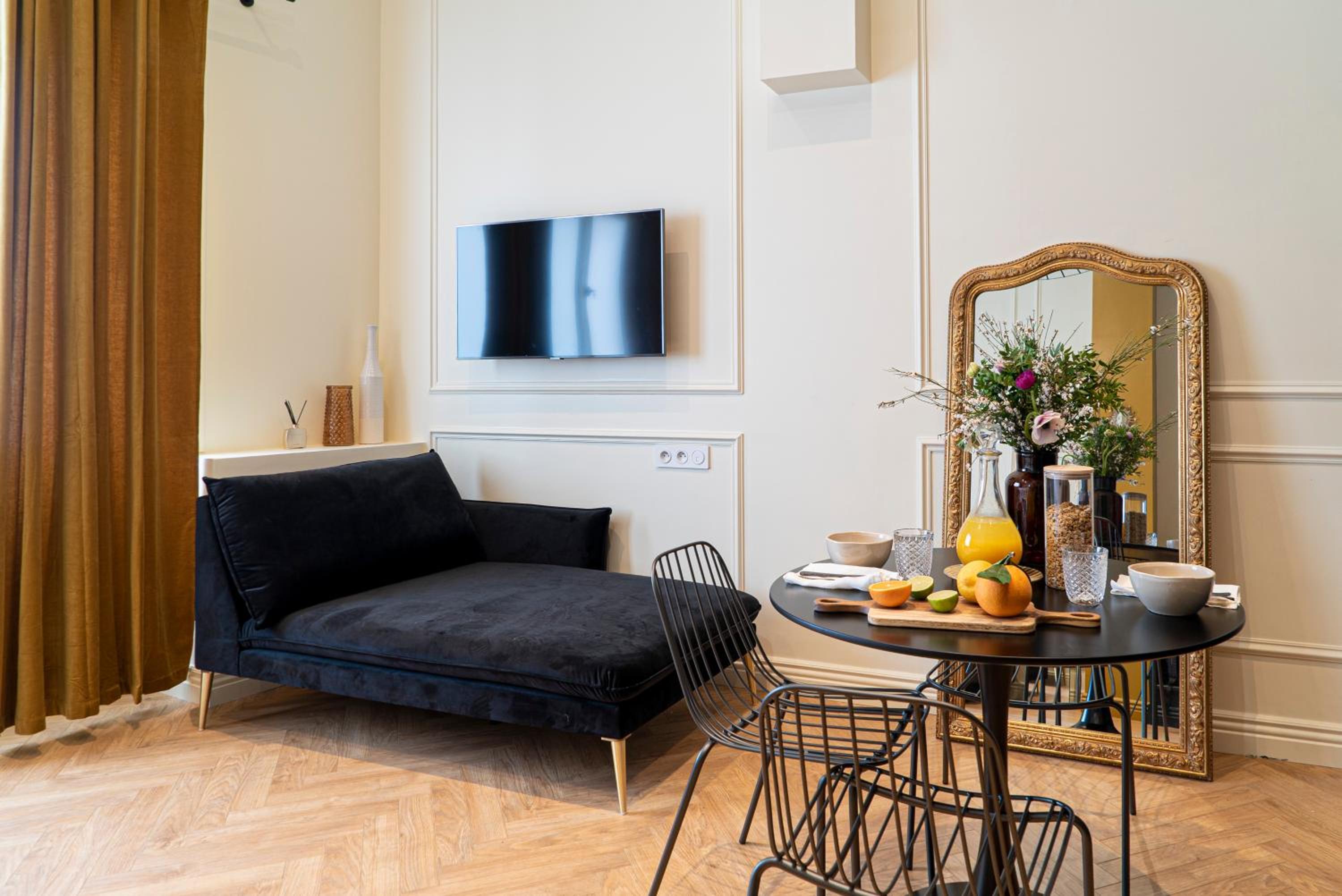 Two-Bedroom Apartment - Photo 10