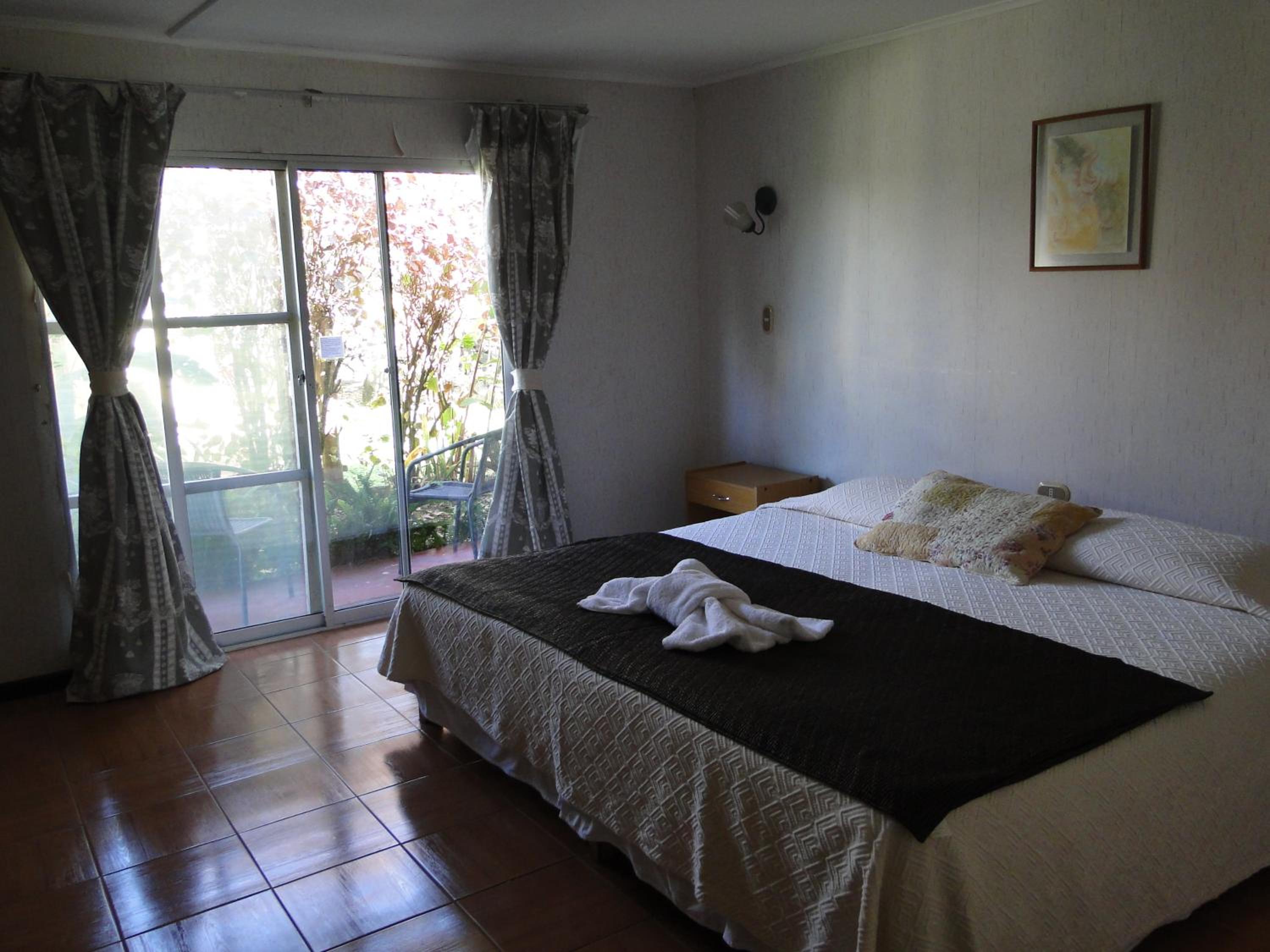 Triple Room with Garden View photo 2