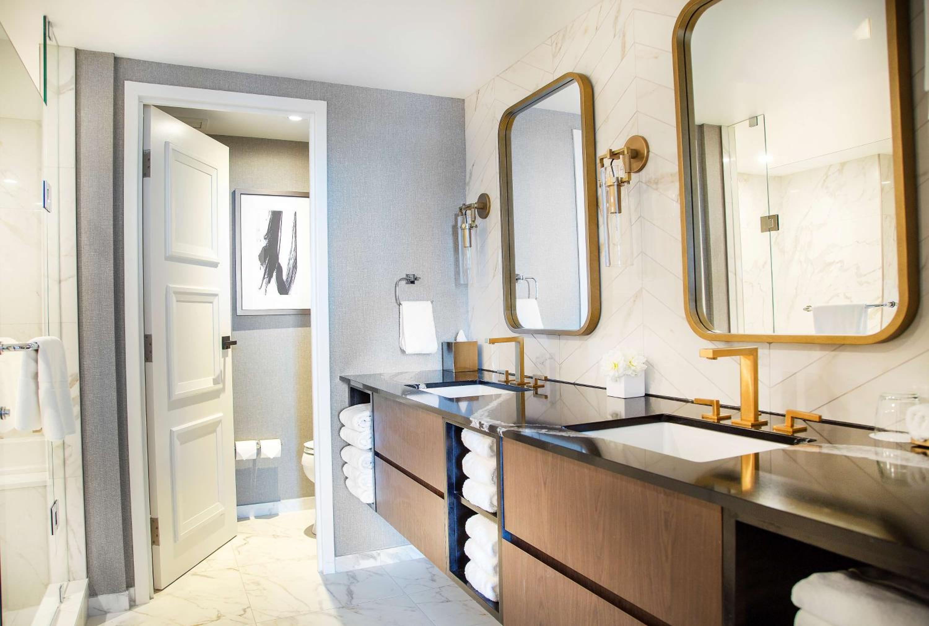 Suite - Photo 3