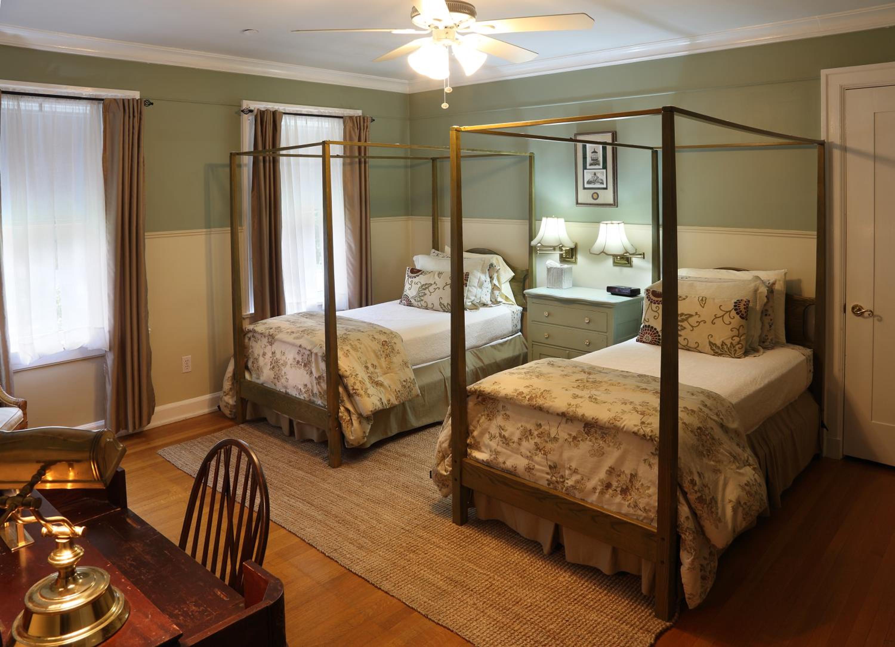 Superior Twin Room photo 2