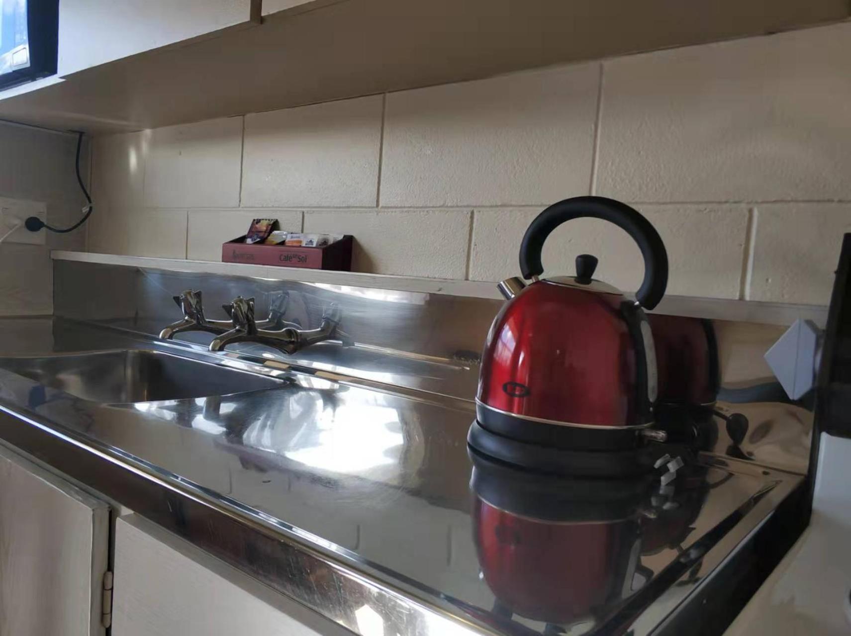 Studio with Kitchen - Photo 7