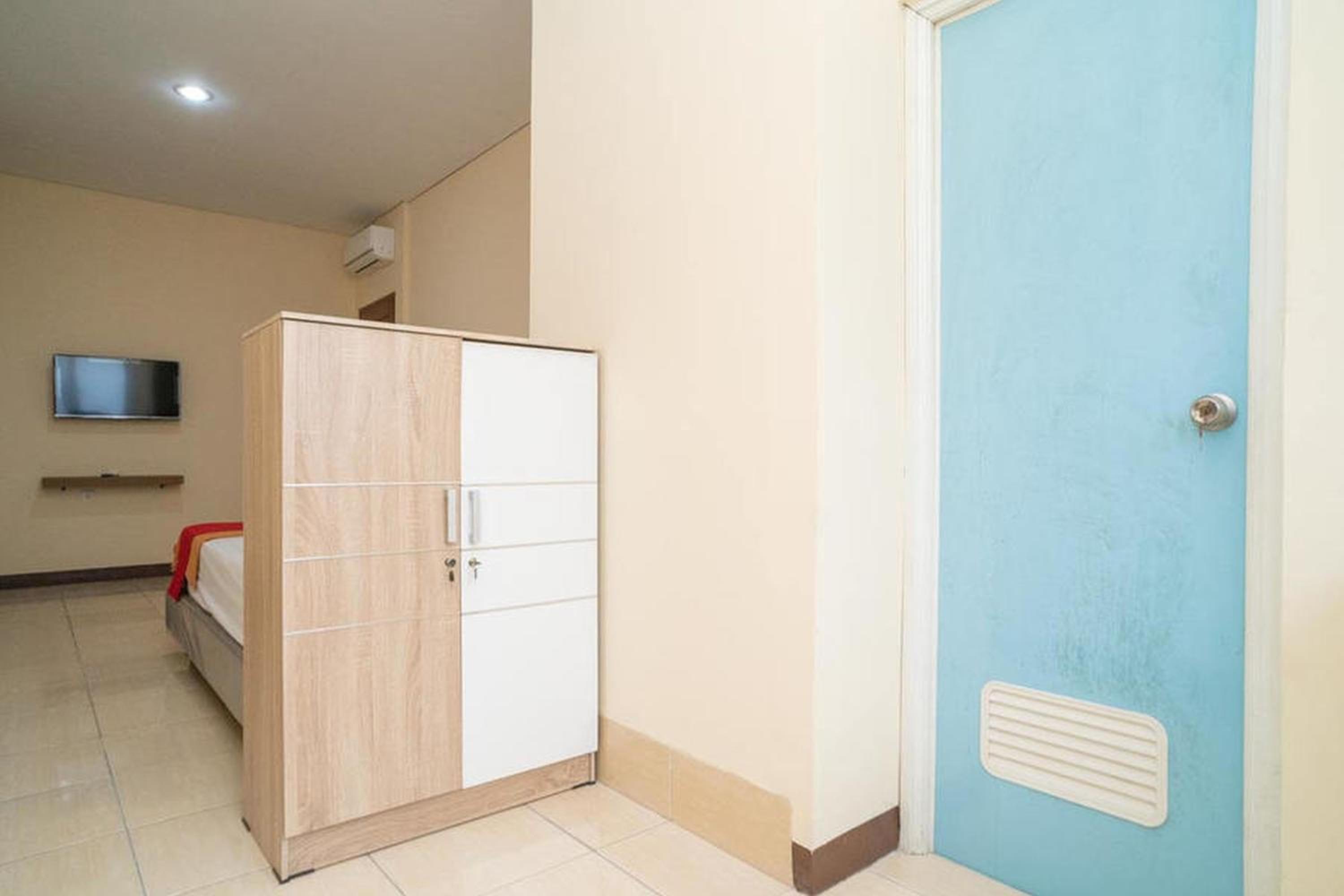 Deluxe Room - Photo 5
