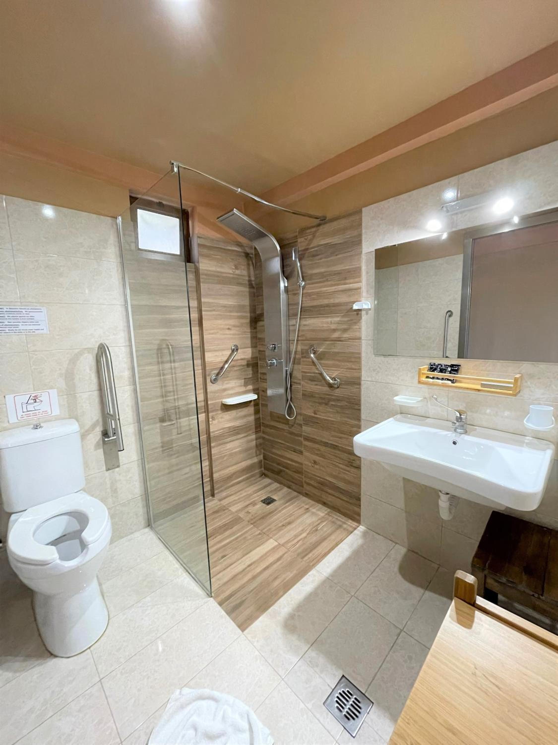 Standard Room - Photo 34