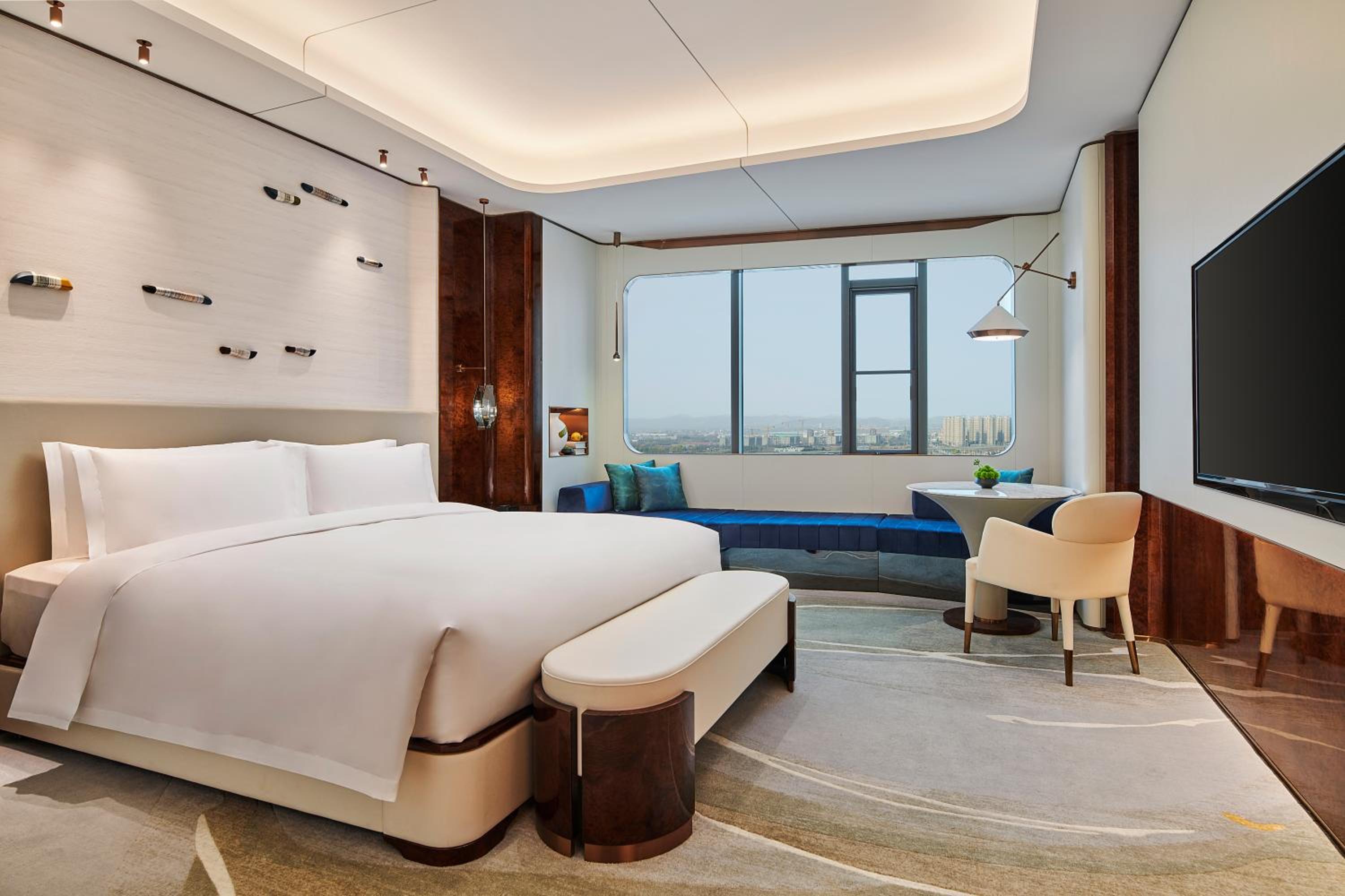 Executive King Room - Photo 4
