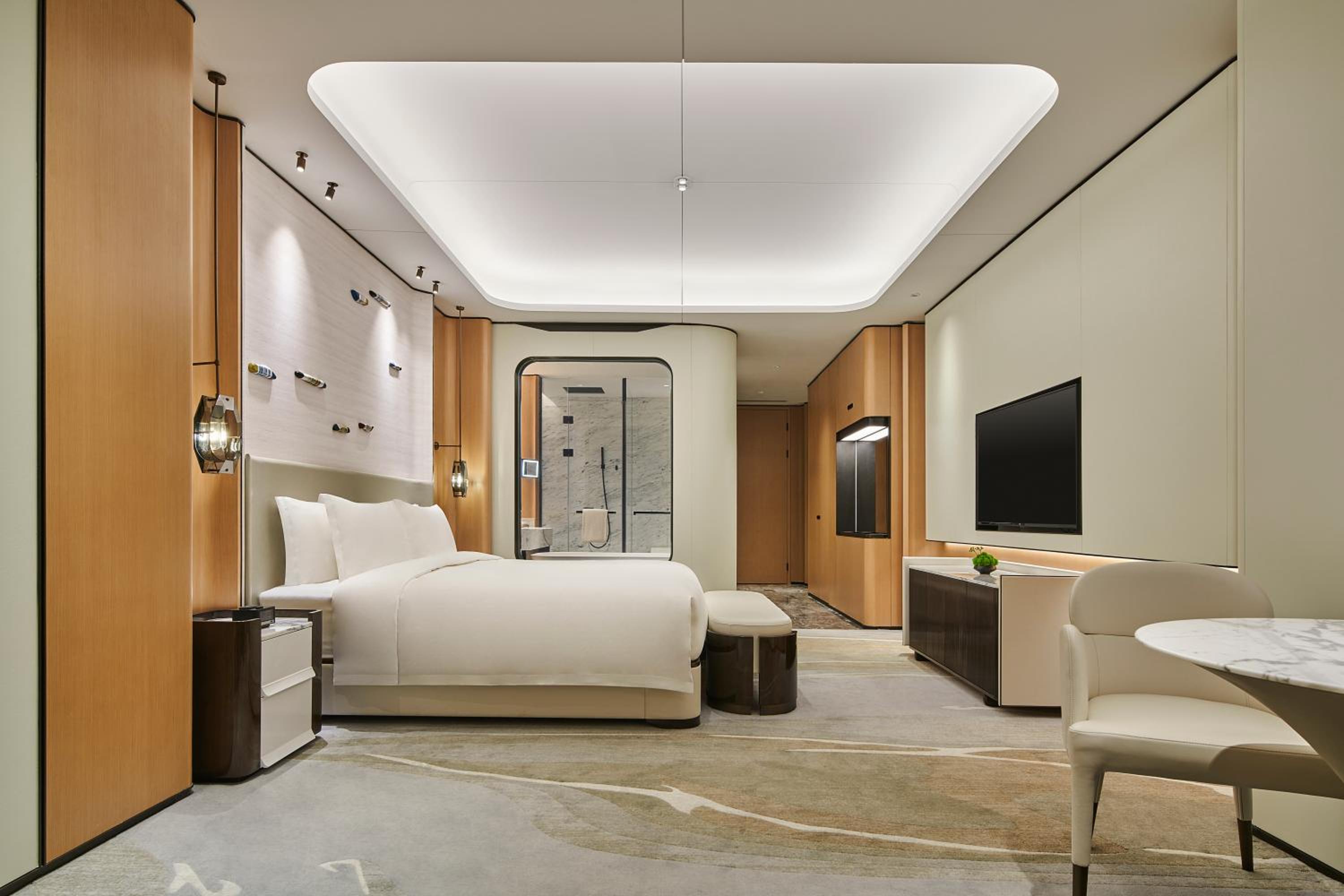Executive King Room - Photo 3