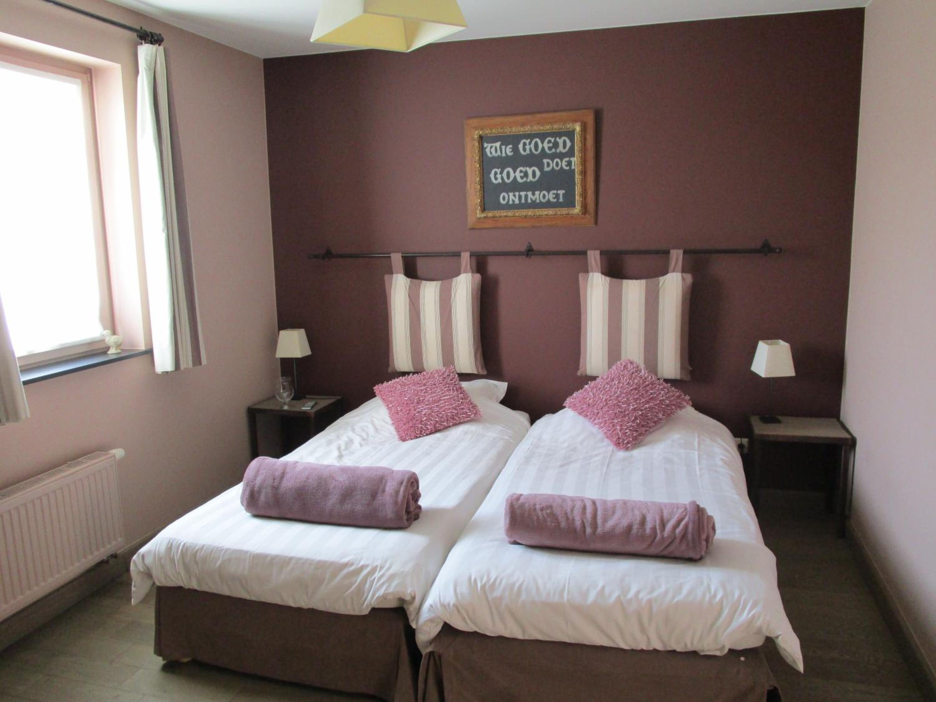 Double Room with Private Bathroom photo 1