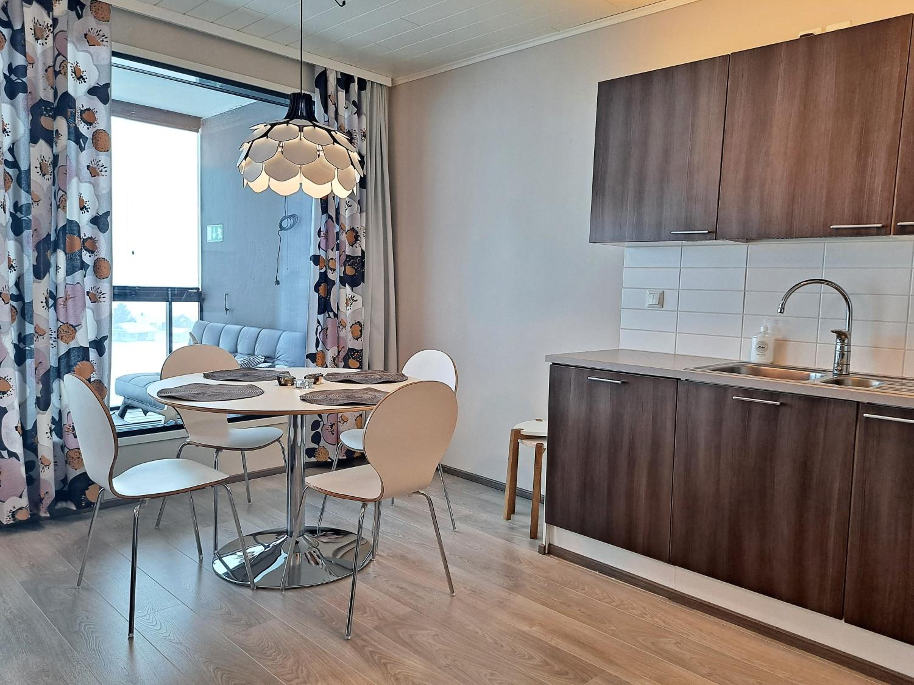 Apartment with Sea View - Photo 12