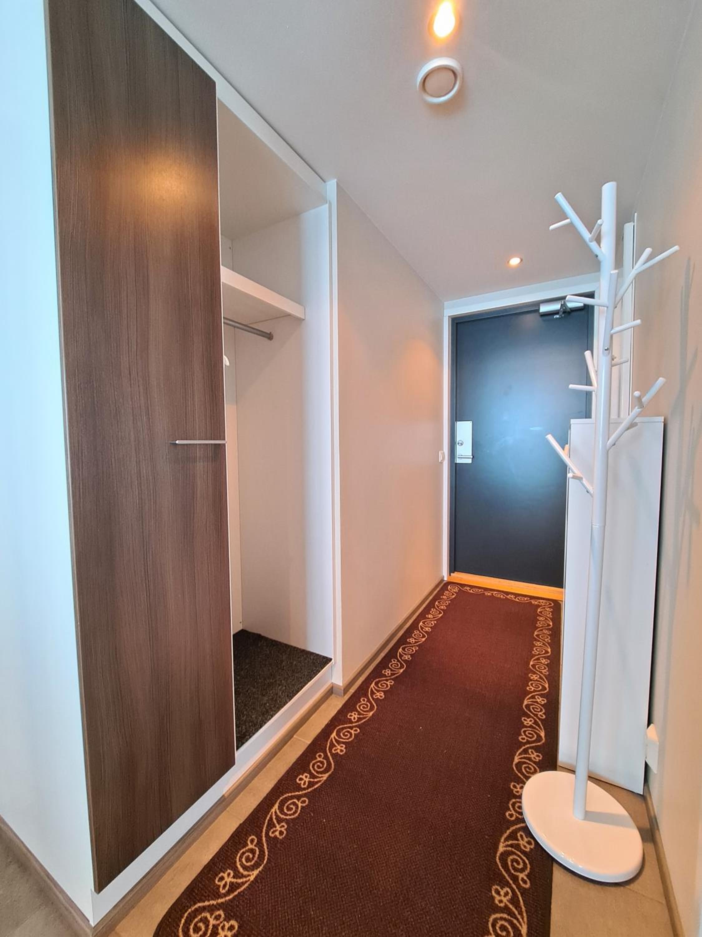 Apartment with Sea View - Photo 13