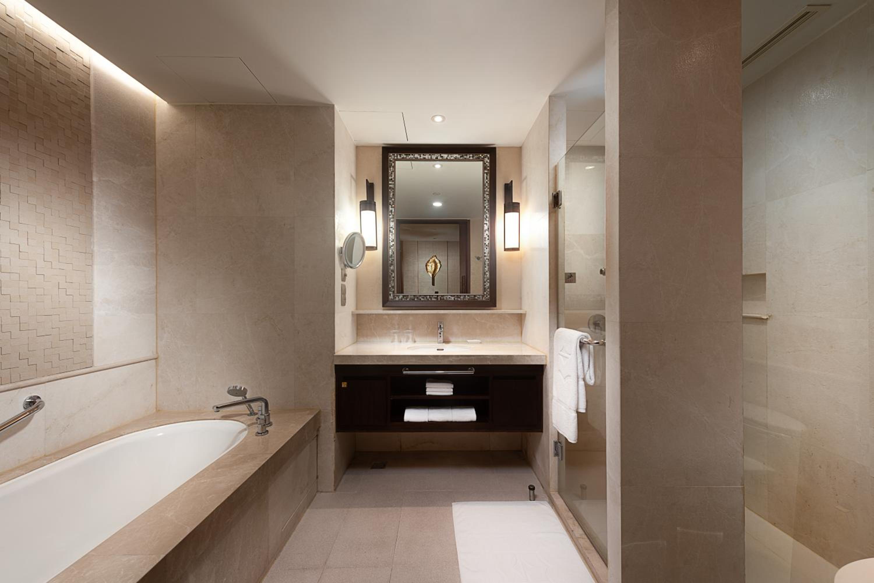 Horizon Sea View Twin Room photo 3