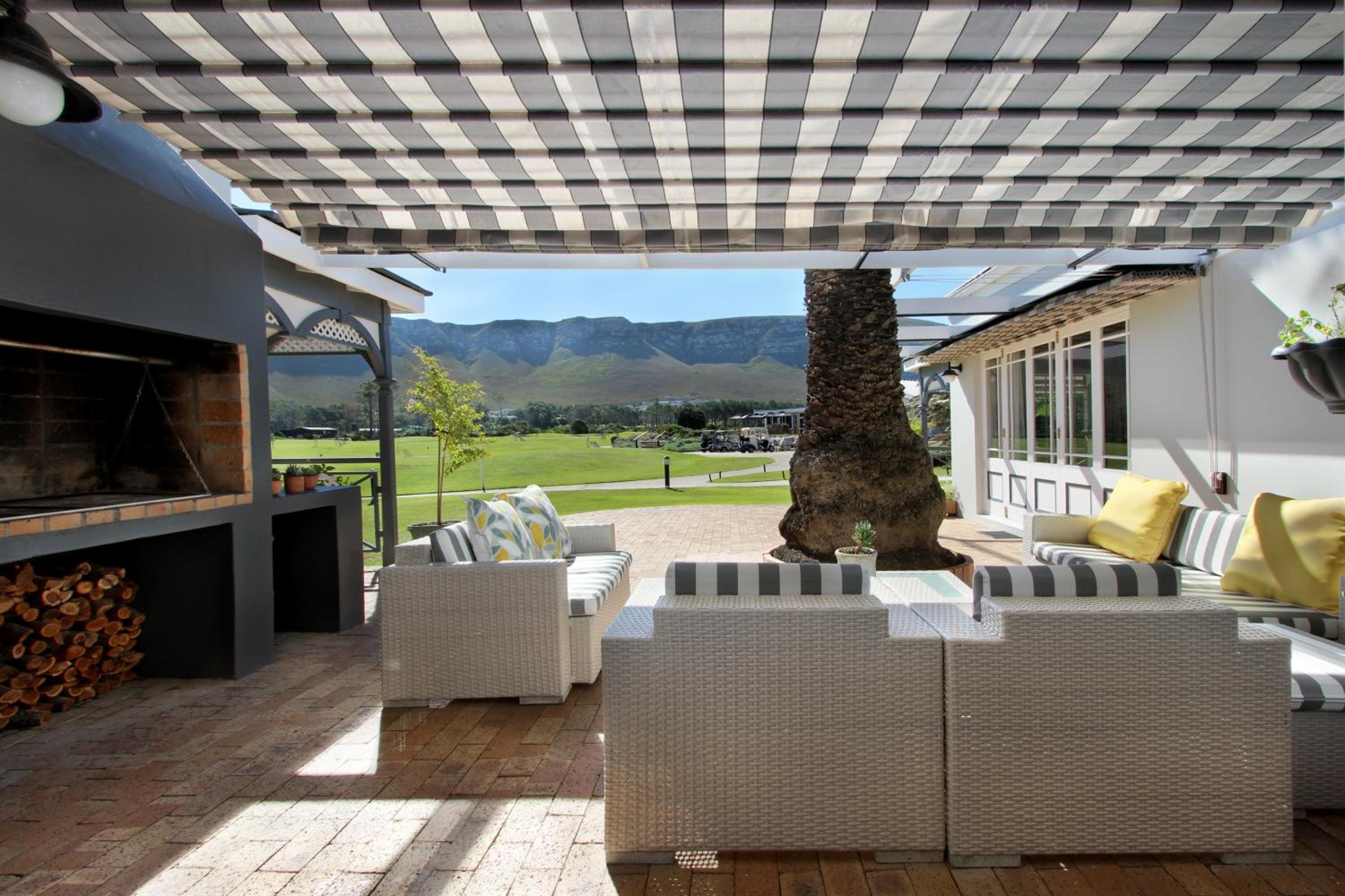 Double Room with Mountain View - Photo 14