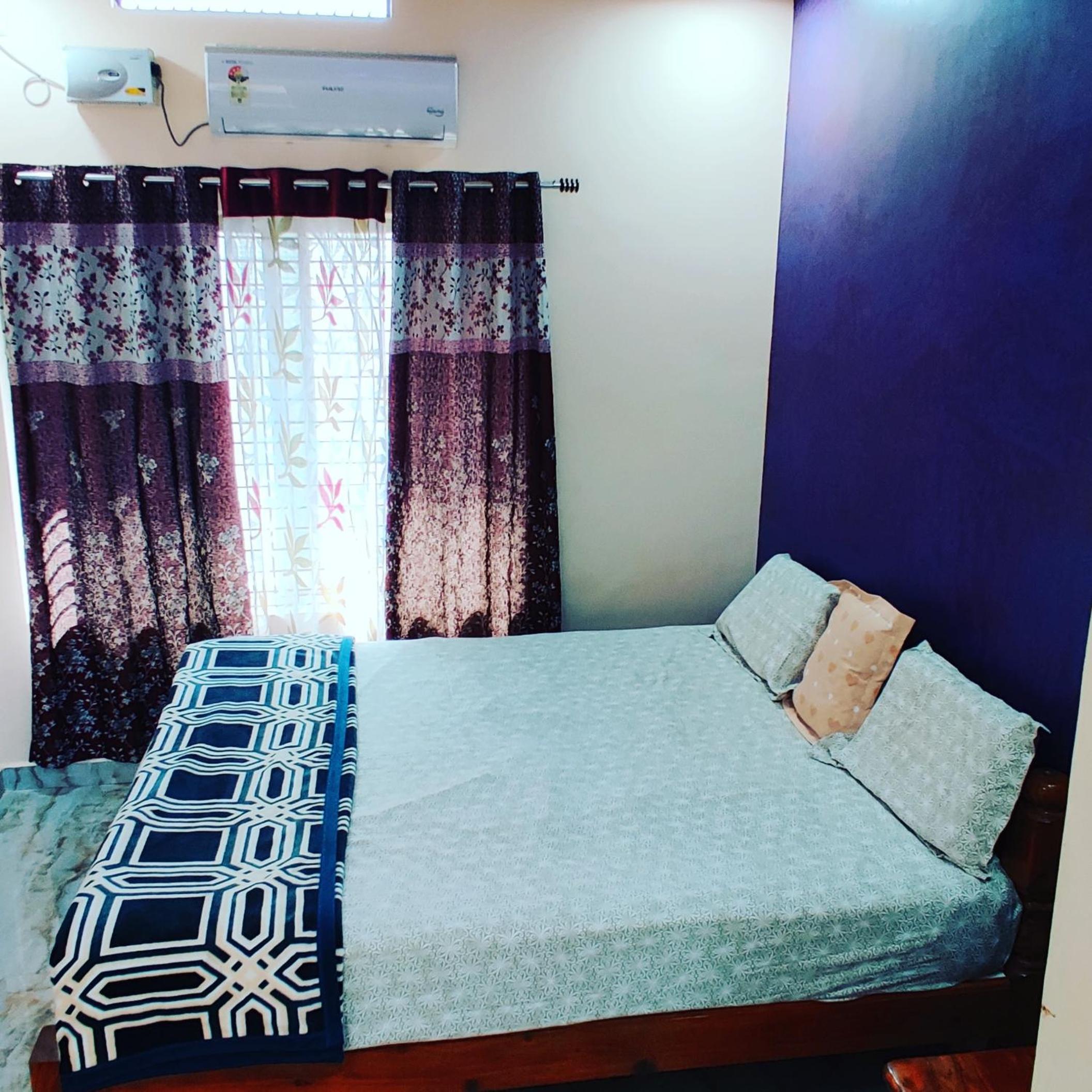Deluxe Family Room photo 2