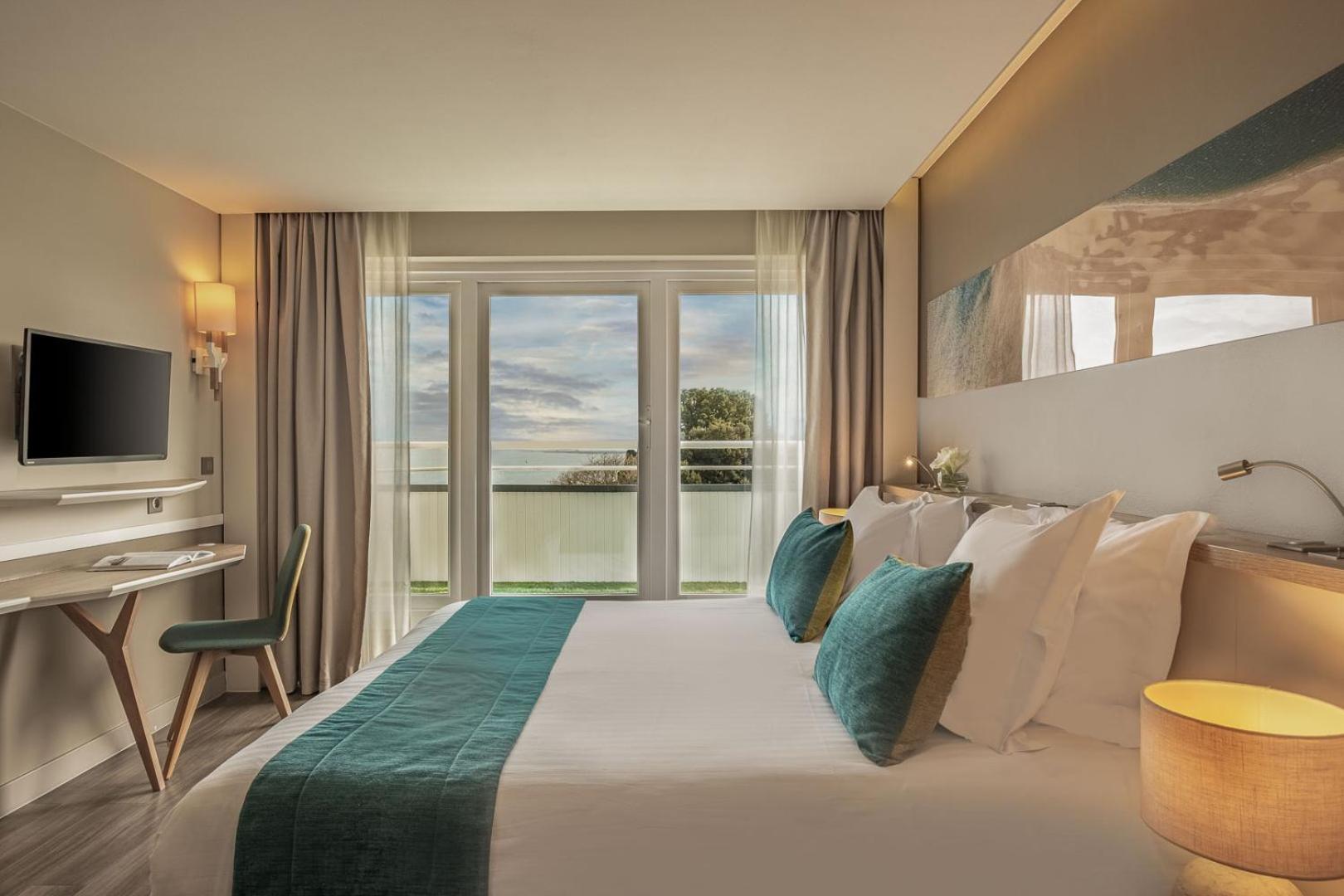 Suite with Sea View