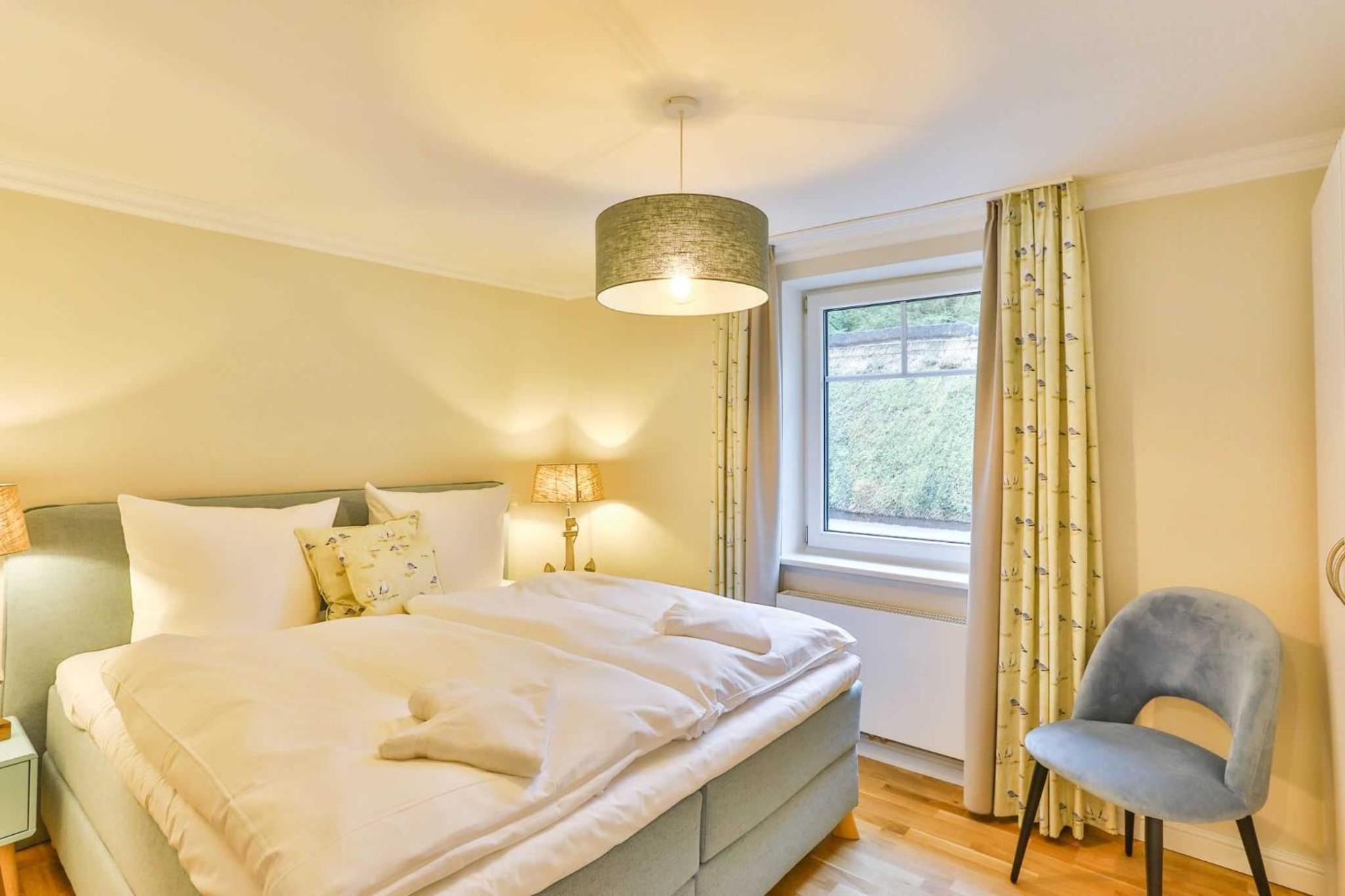 One-Bedroom Apartment with Balcony photo 1