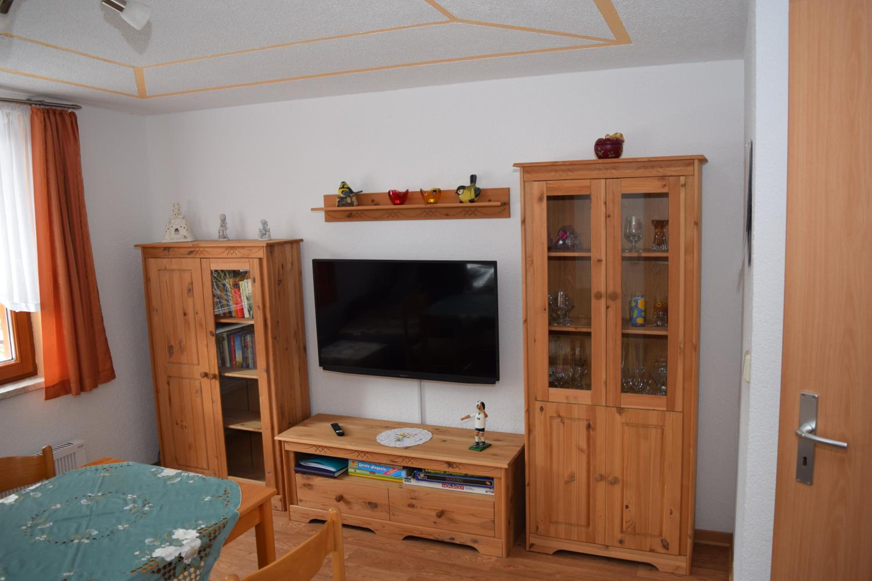One-Bedroom House photo 1