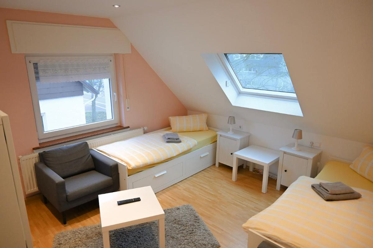 Standard Double Room with Shared Bathroom photo 3