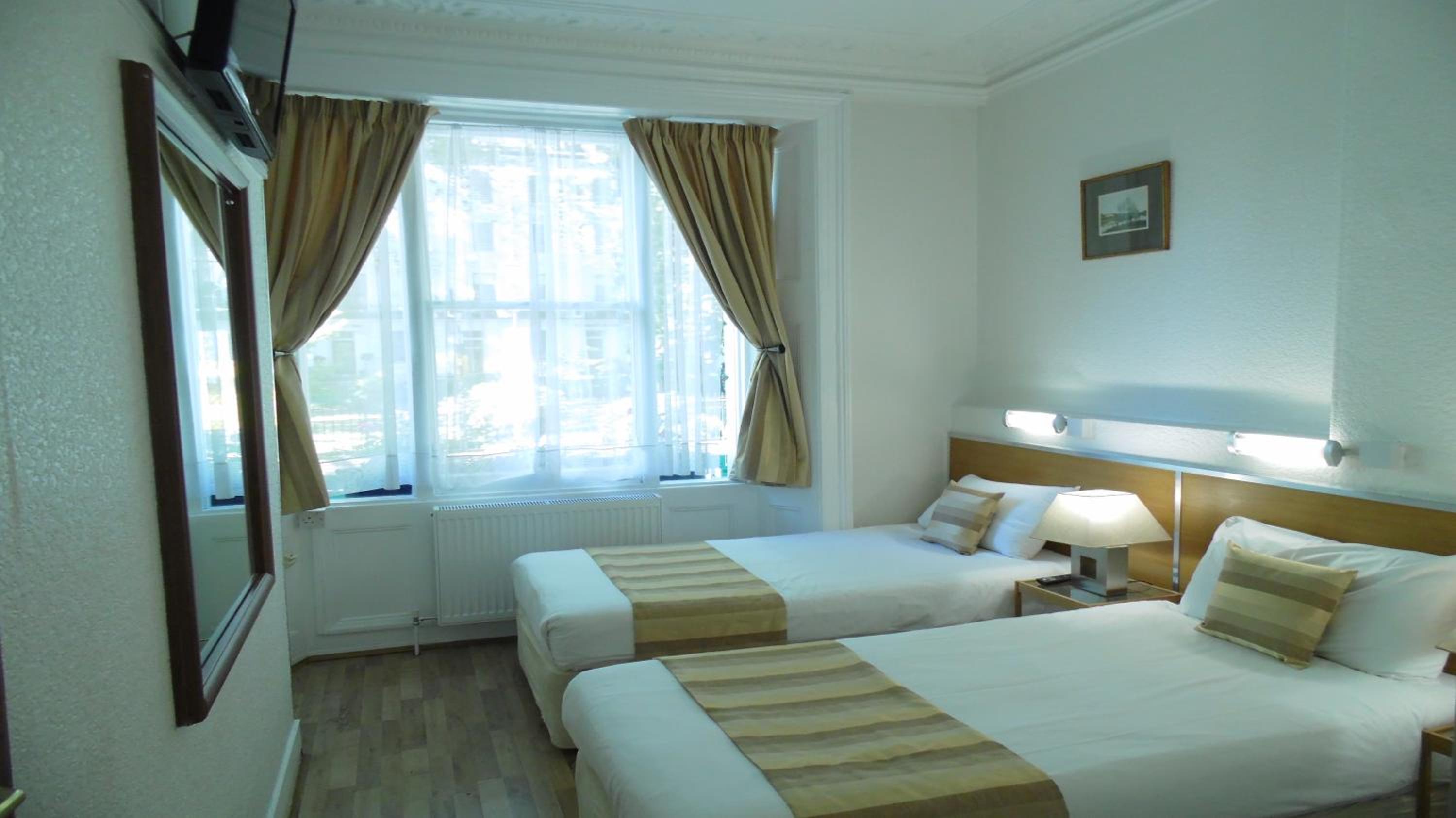 Twin Room photo 1