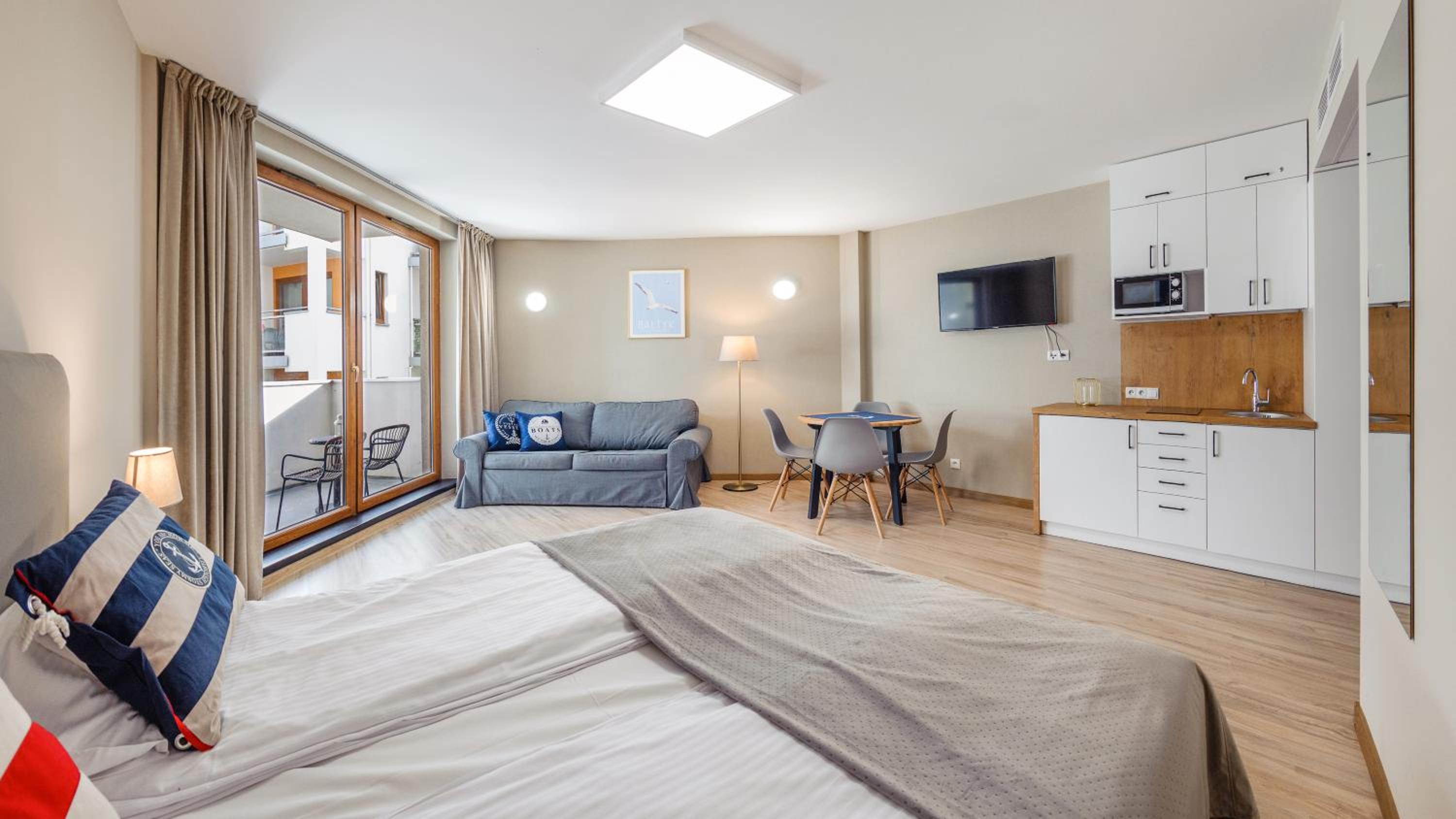 Studio Apartment photo 1