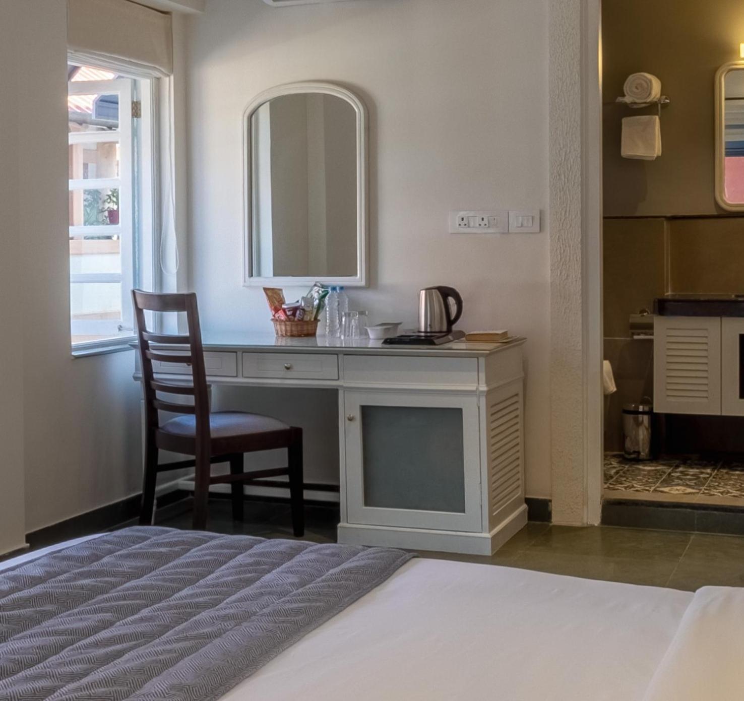 Superior Twin Room - Photo 3