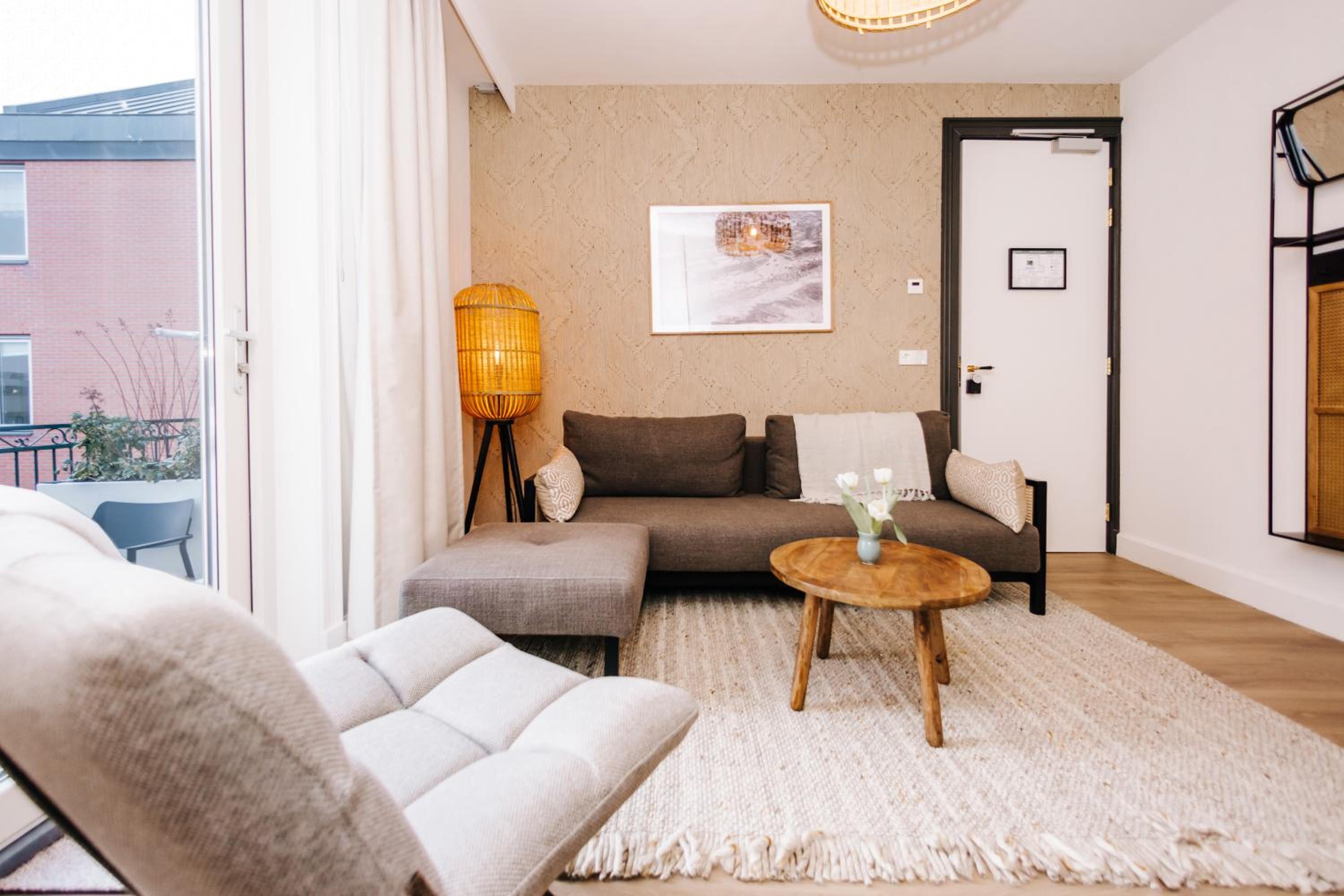 Suite with Balcony - Photo 15