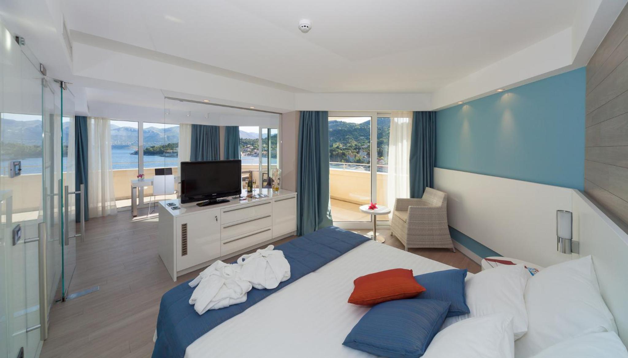 Imperial Suite With Sea View photo 1