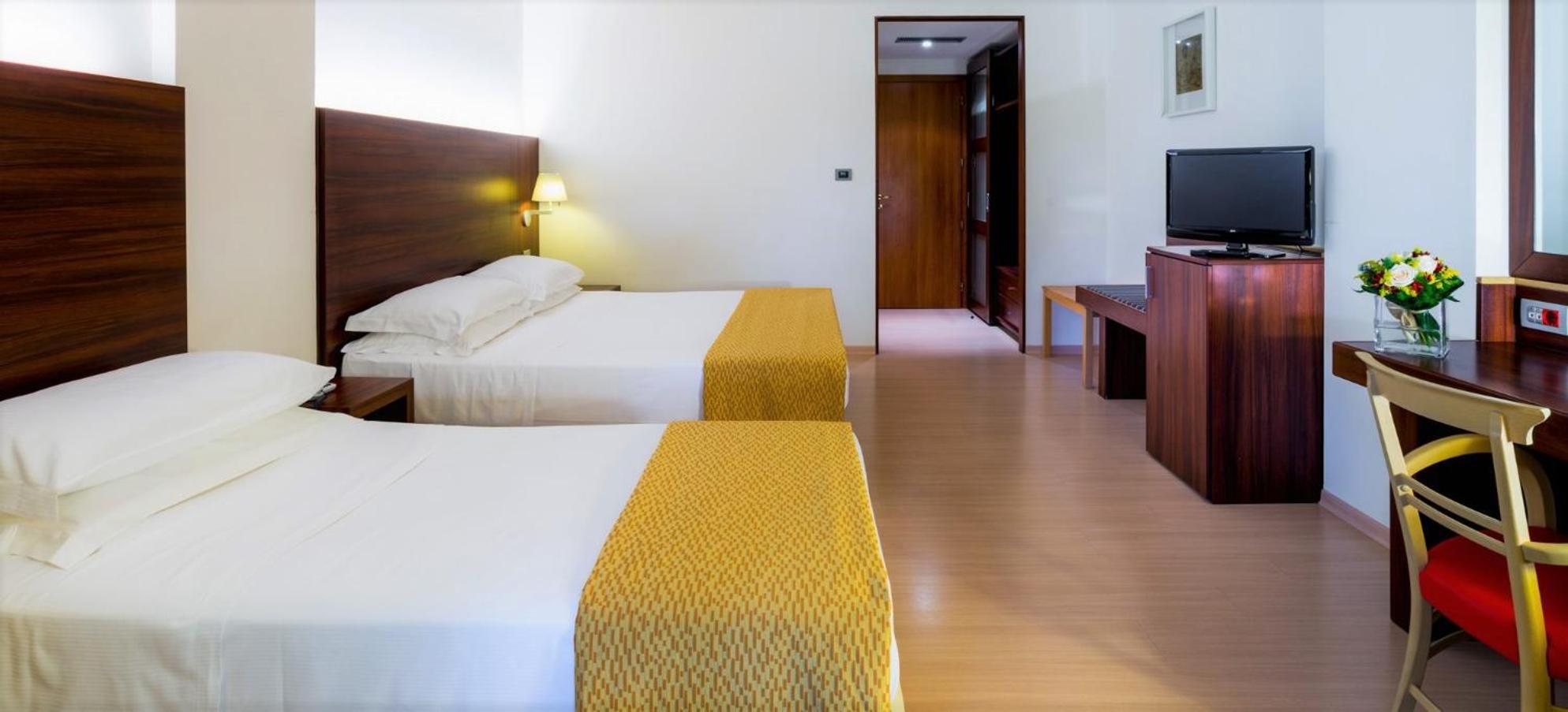Triple Room - Photo 3
