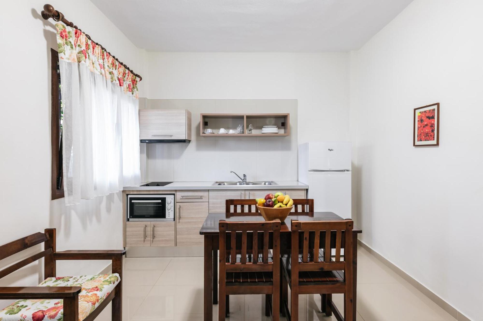 Apartment - Ground Floor photo 2