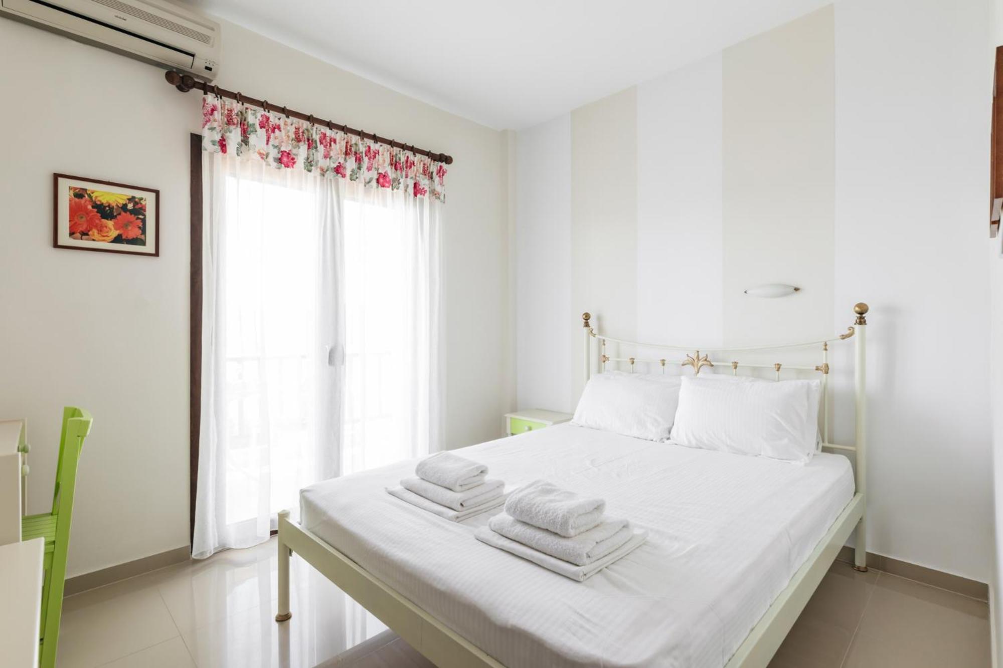 Apartment with Sea View photo 2