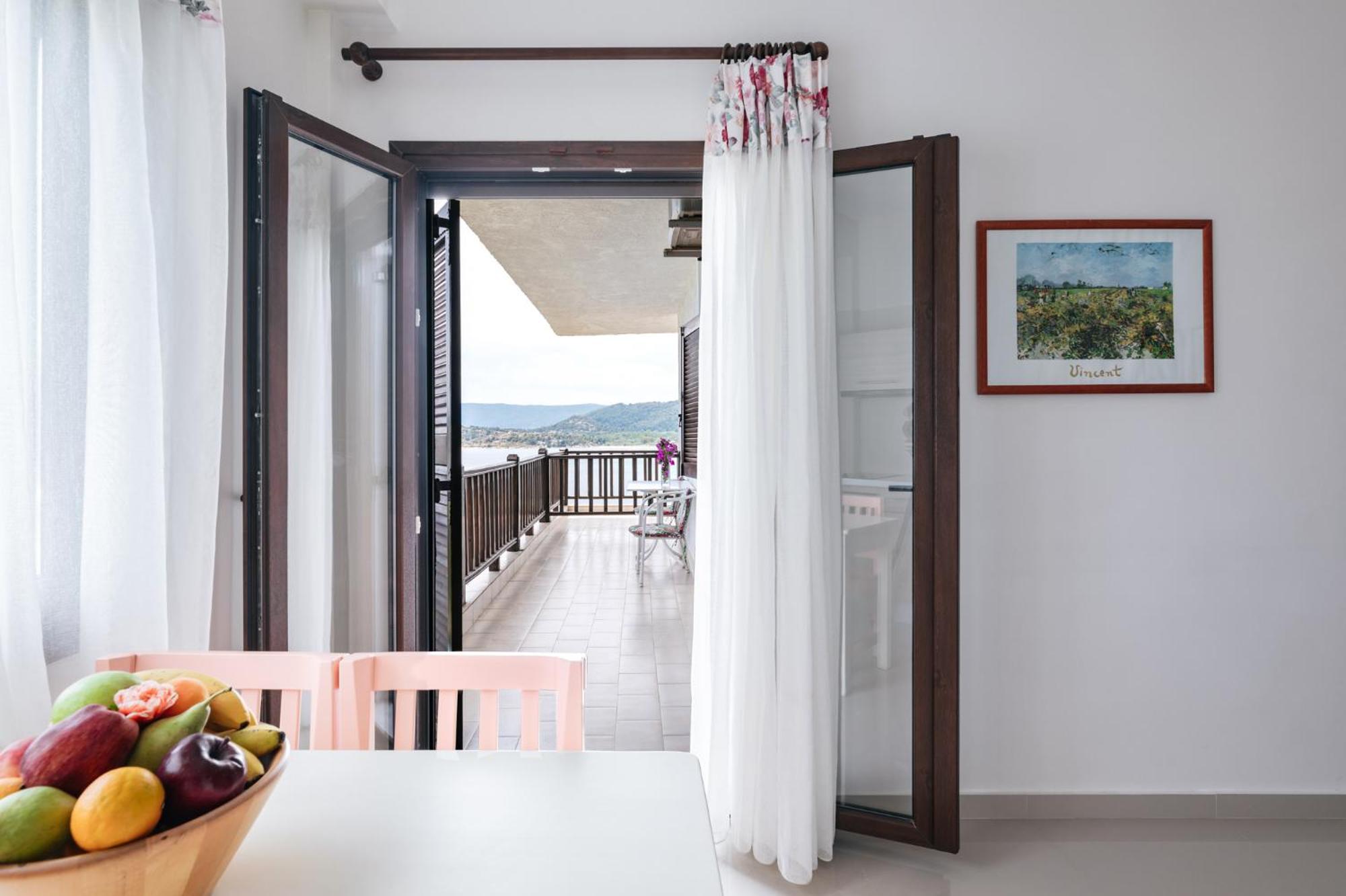 Apartment with Sea View photo 2