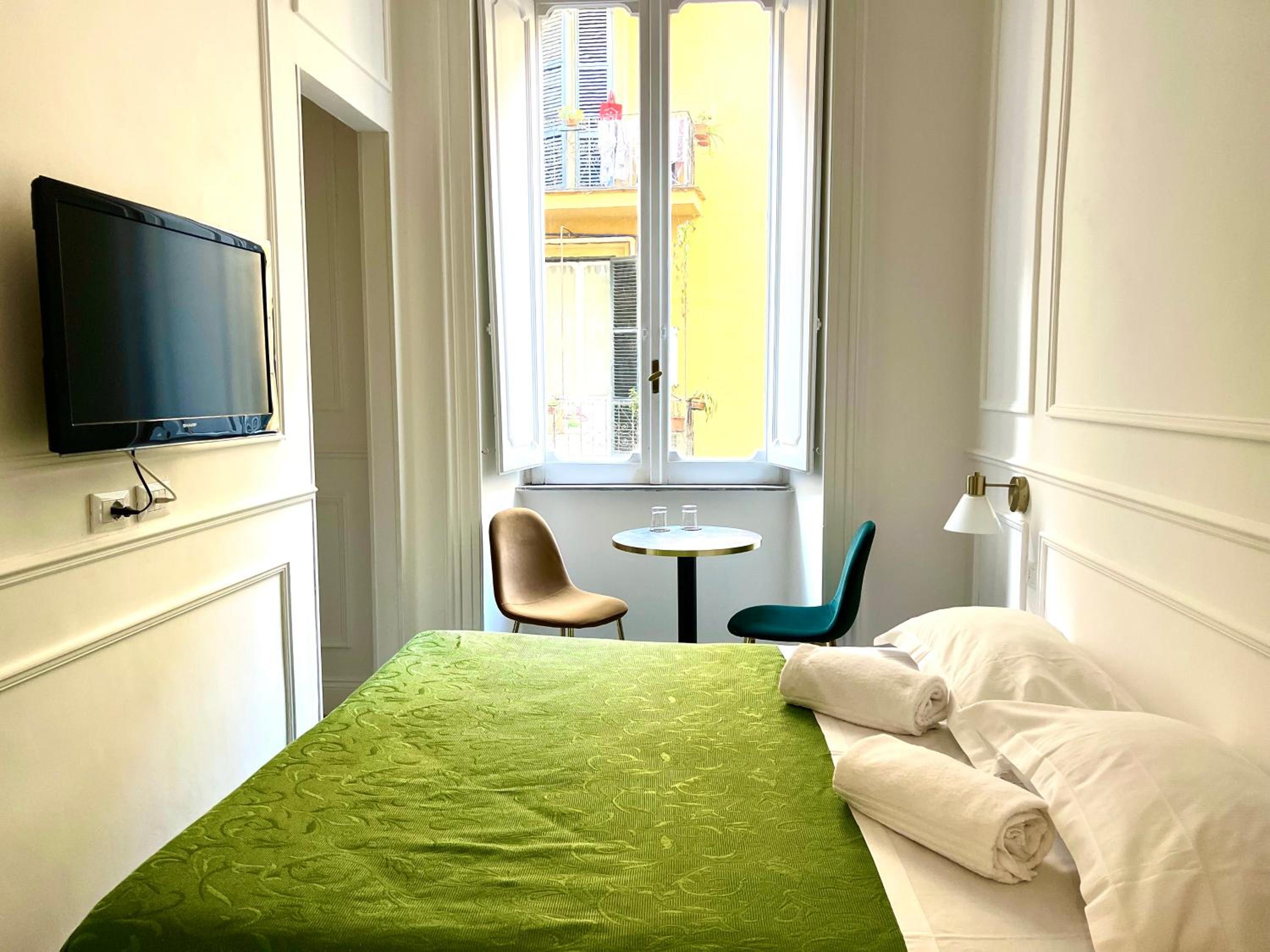 Triple Room with Balcony photo 1