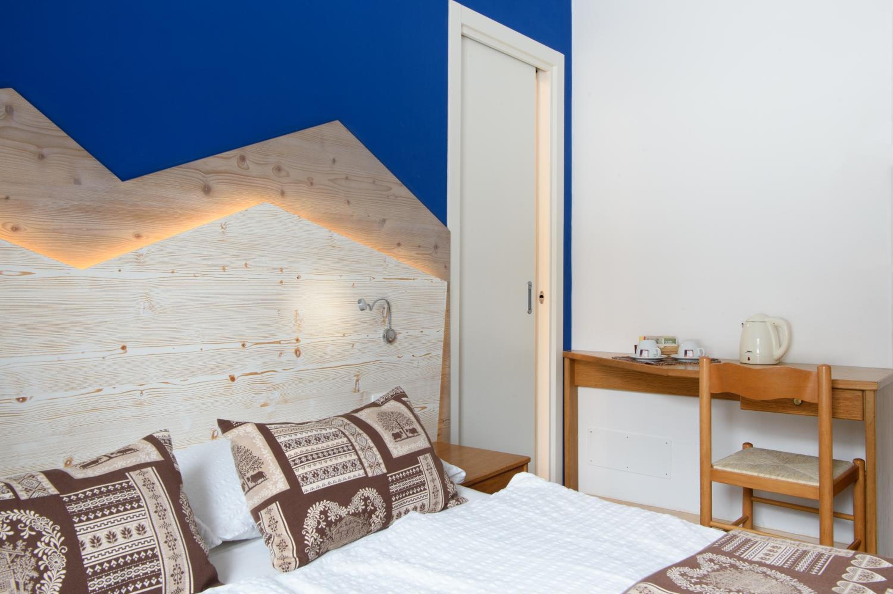Small Double Room photo 2