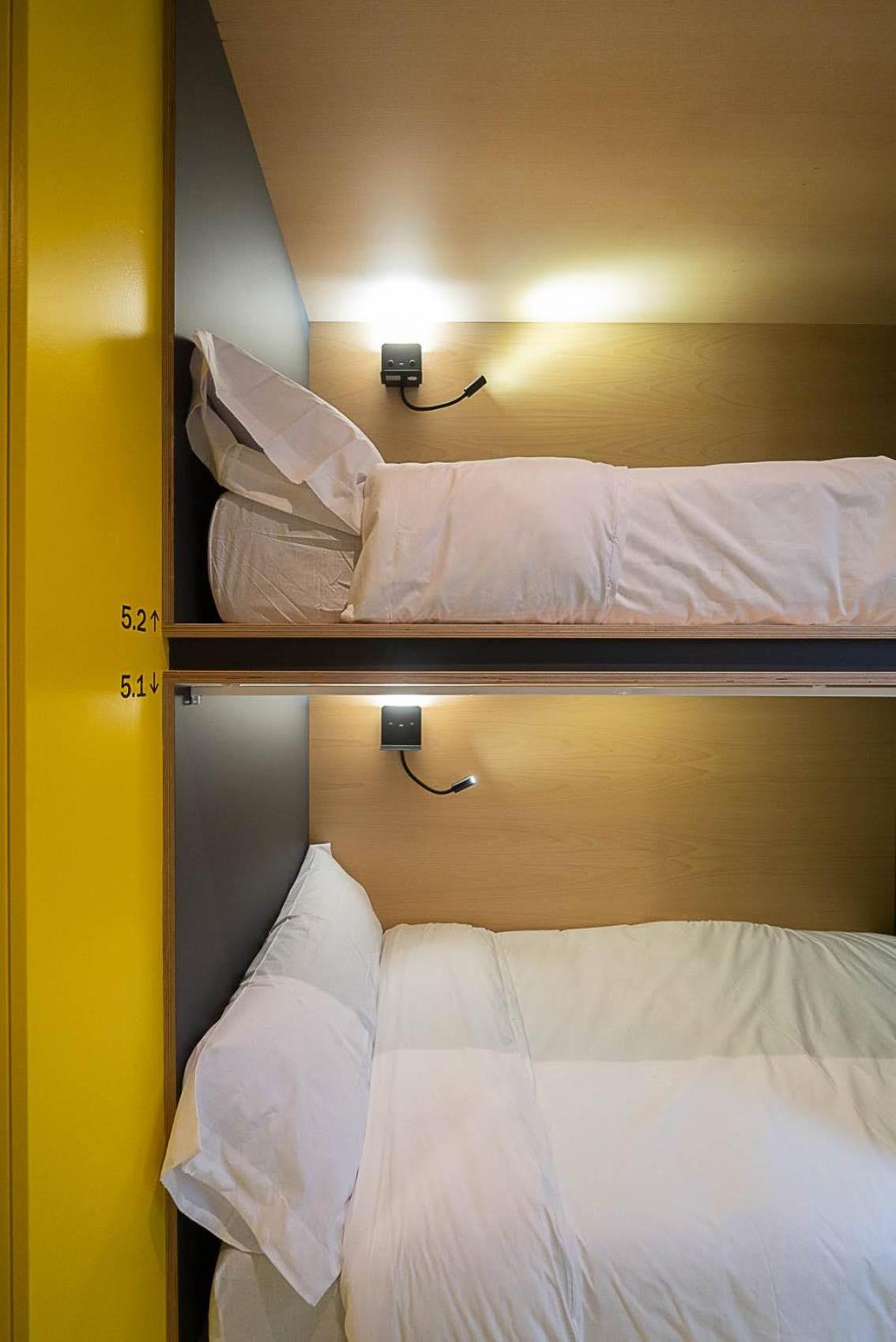 Bed in 4-Bed Dormitory Room photo 3