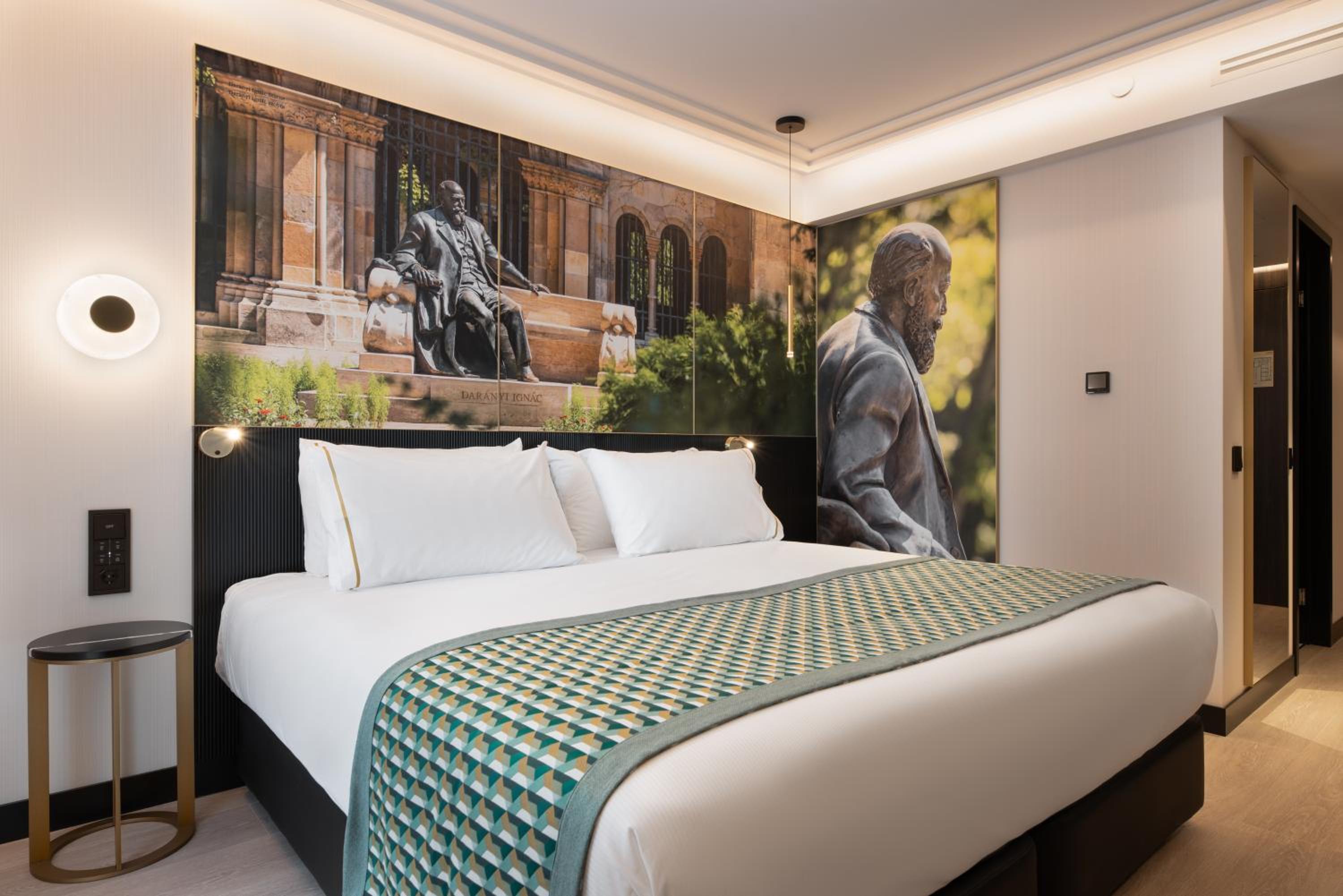 Deluxe Double Room - Photo 1
