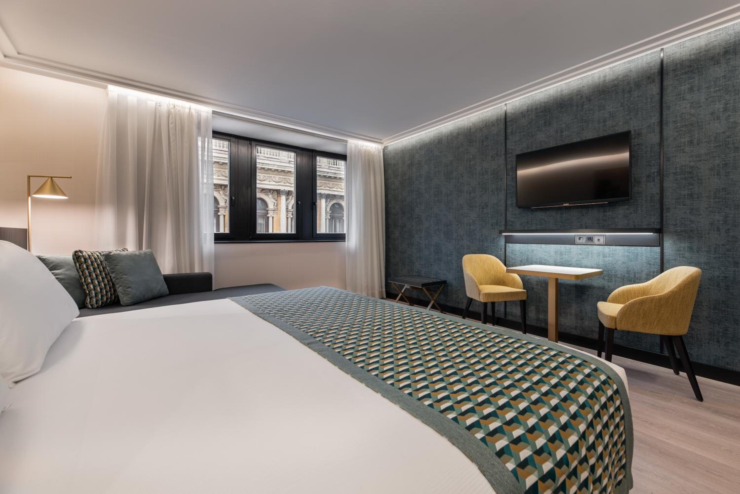 Premium Room - Photo 2