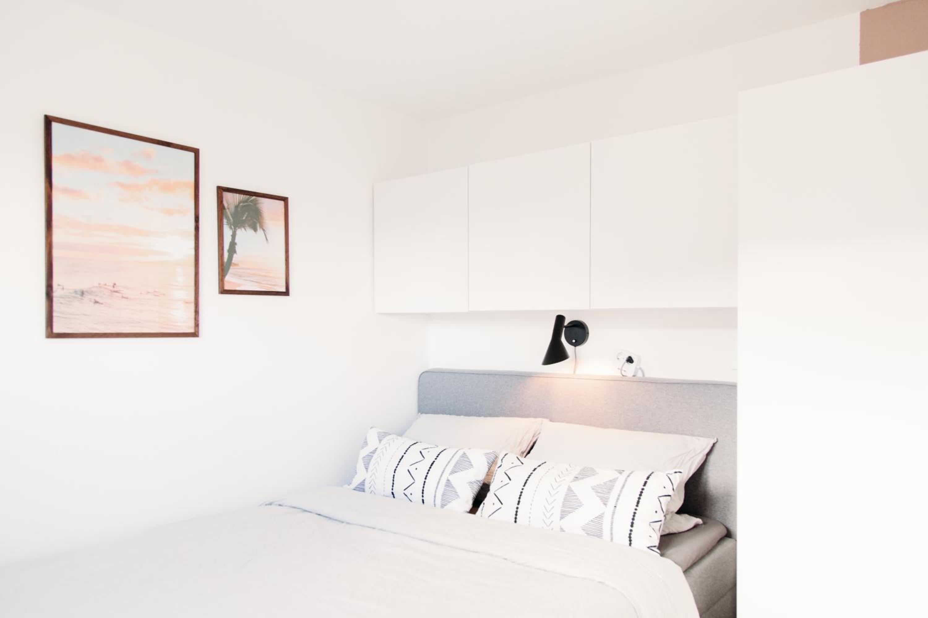Two-Bedroom Apartment - Photo 31