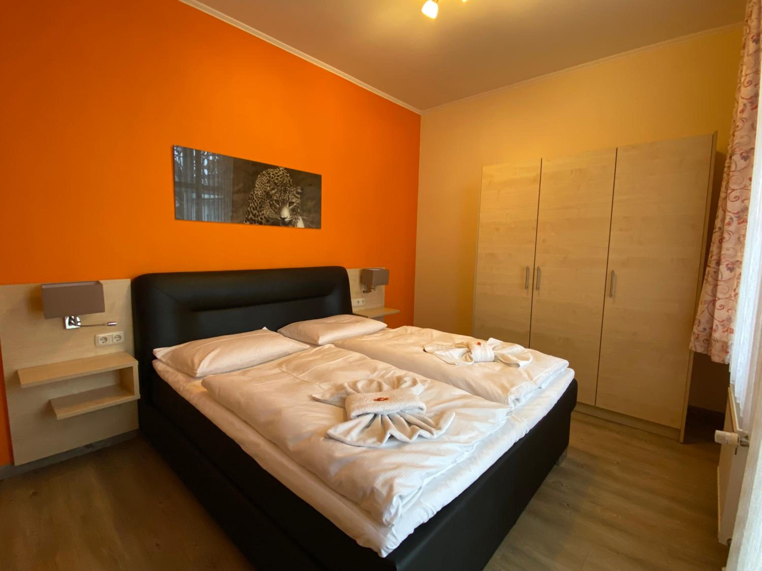 Double Room - Photo 6
