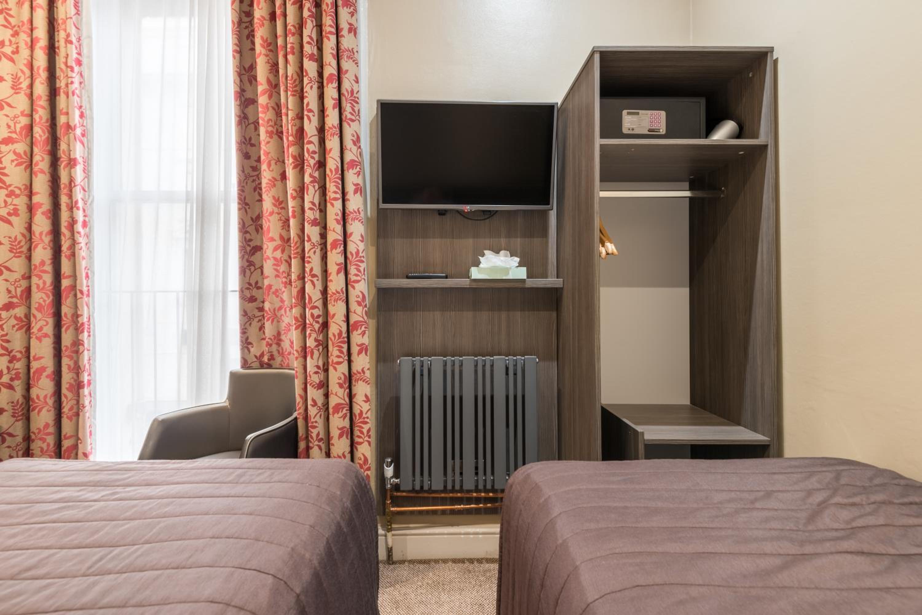 Twin Room photo 2