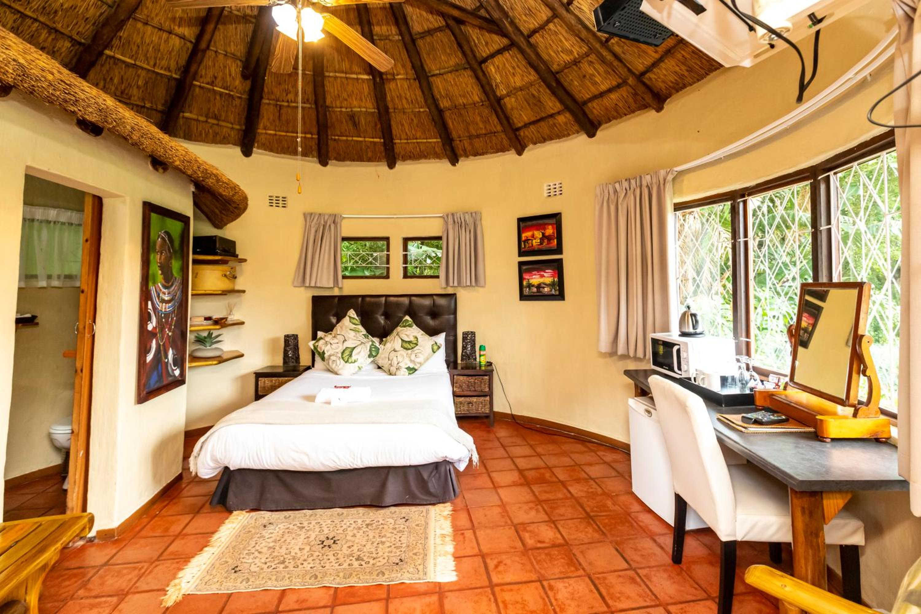 Double Room with Pool View photo 1