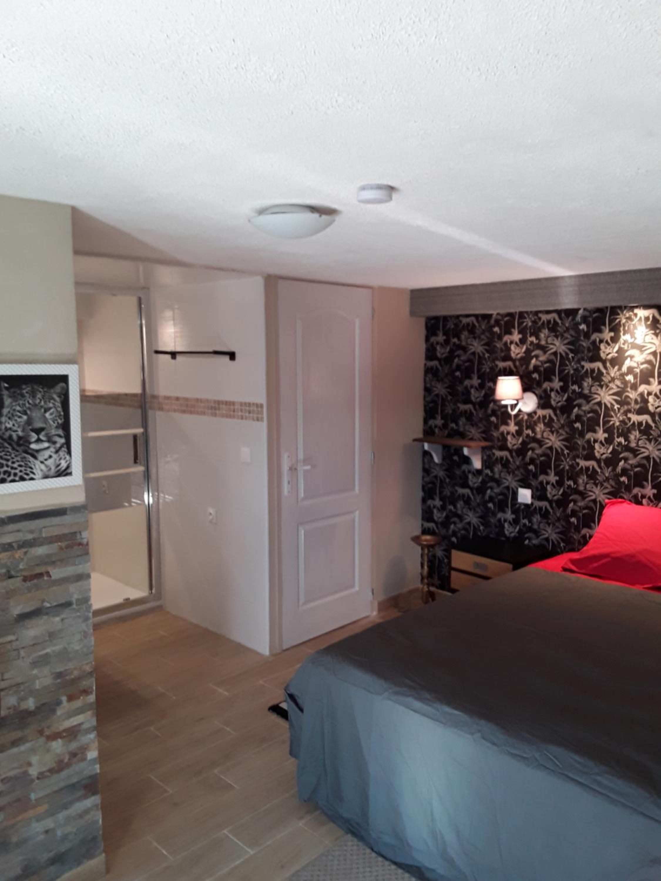 Double Room with Mountain View - Photo 8