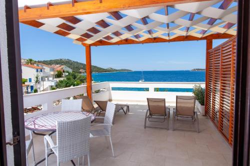 Apartment with Sea View photo 2