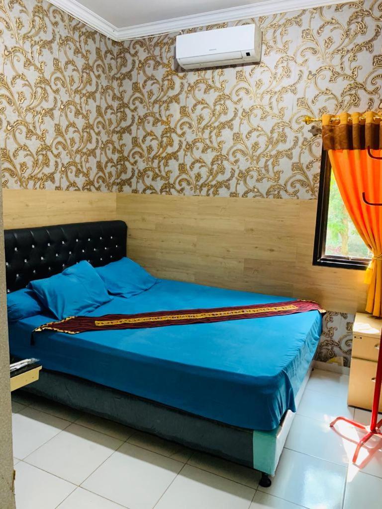 Twin Room - Photo 2